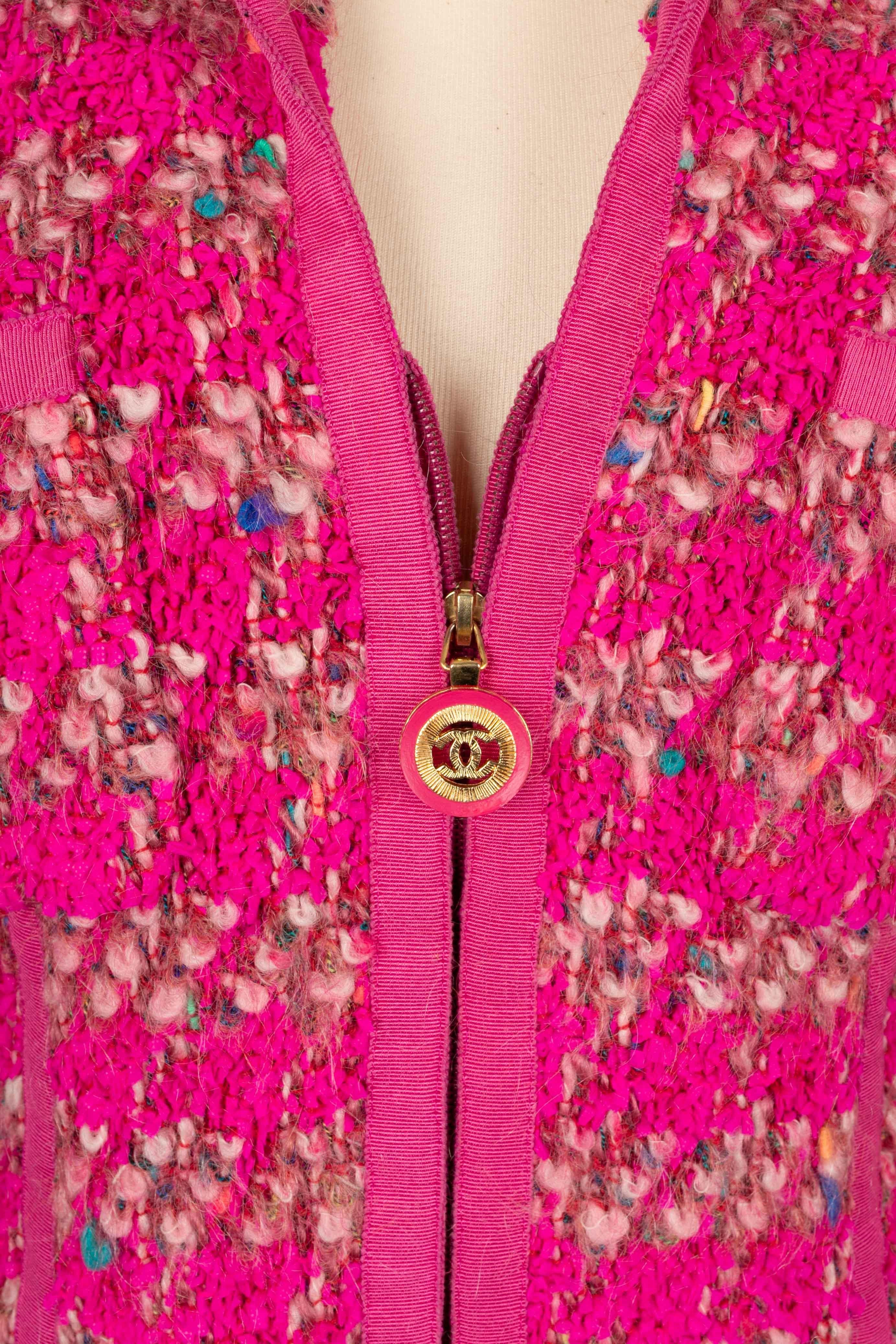 Chanel tweed jacket 1991 For Sale 4