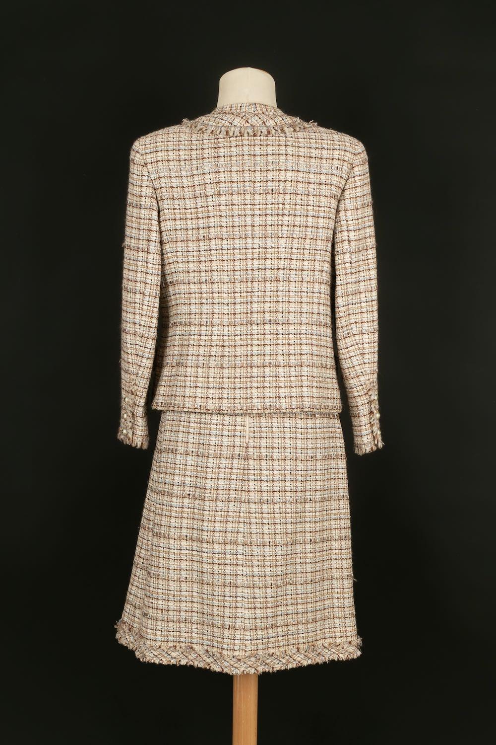 Beige Chanel - Ensemble veste et jupe en tweed en vente