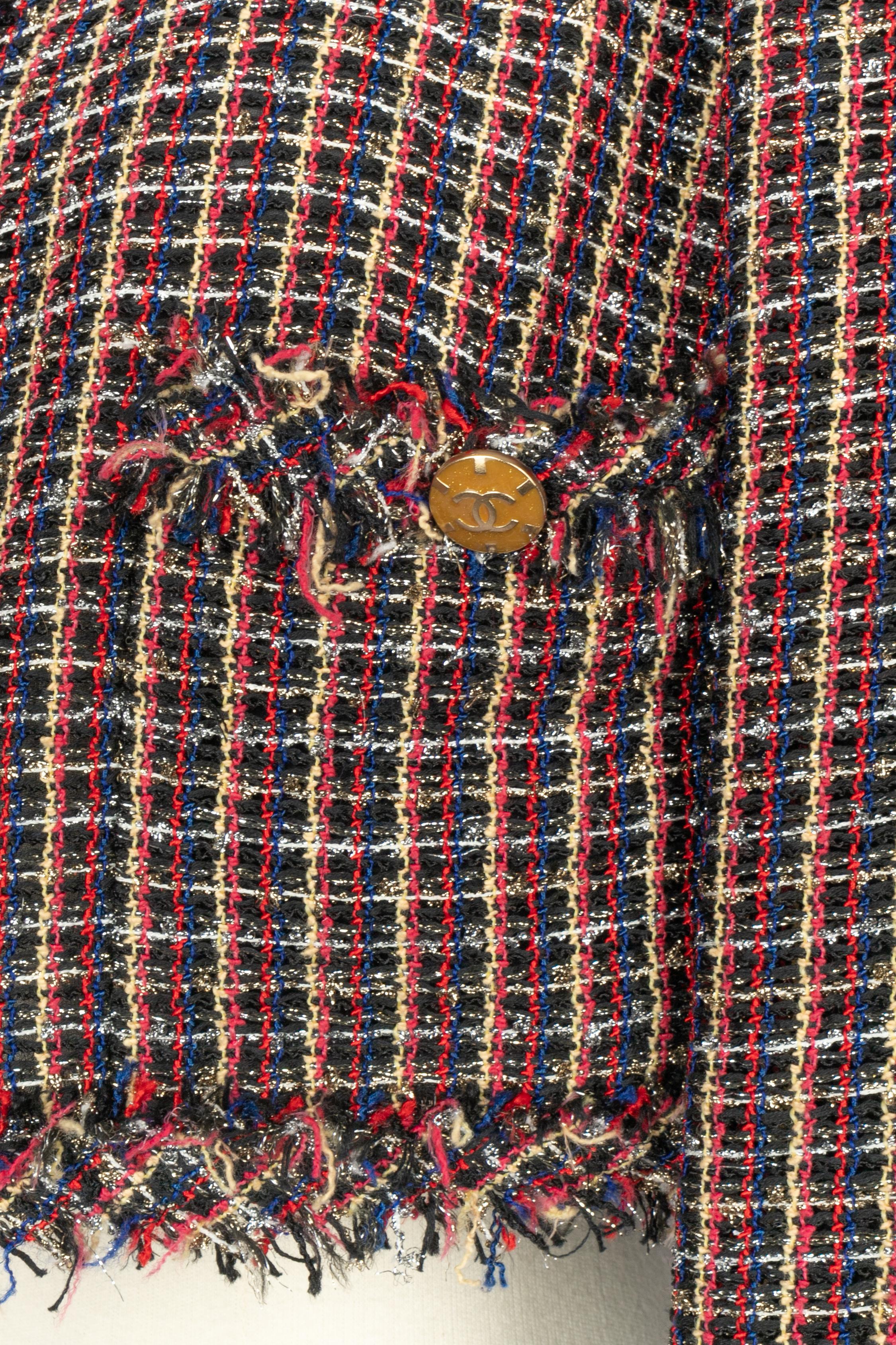 Veste en tweed Chanel Croisière 2011 en vente 2