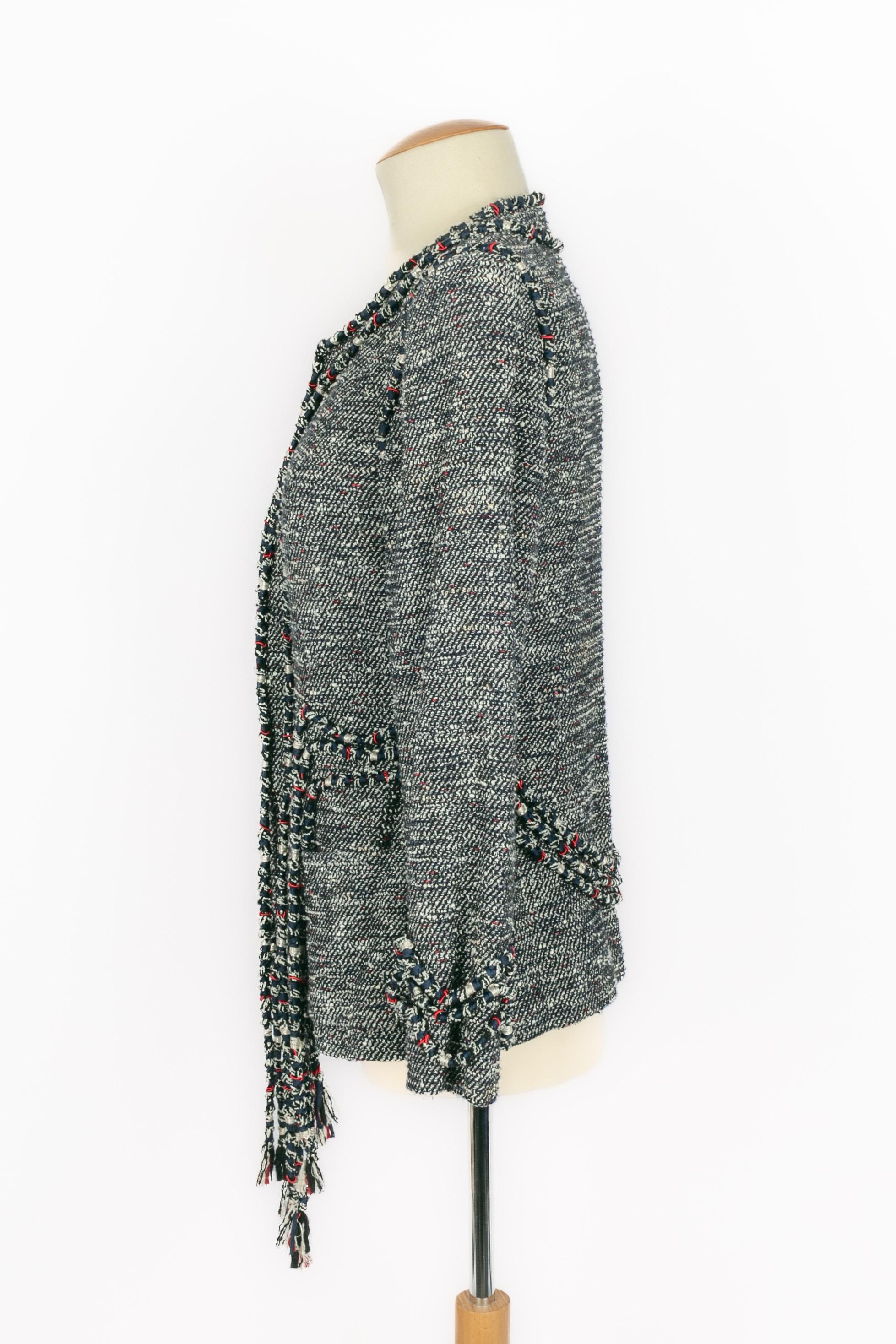 Chanel tweed jacket en vente 2