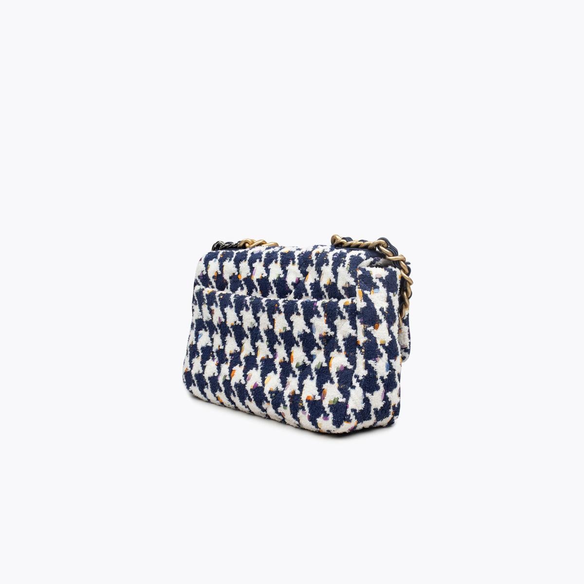 chanel houndstooth bag