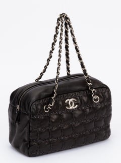 Chanel Tweed „Bubble Bag“ mit quadratischem Stich