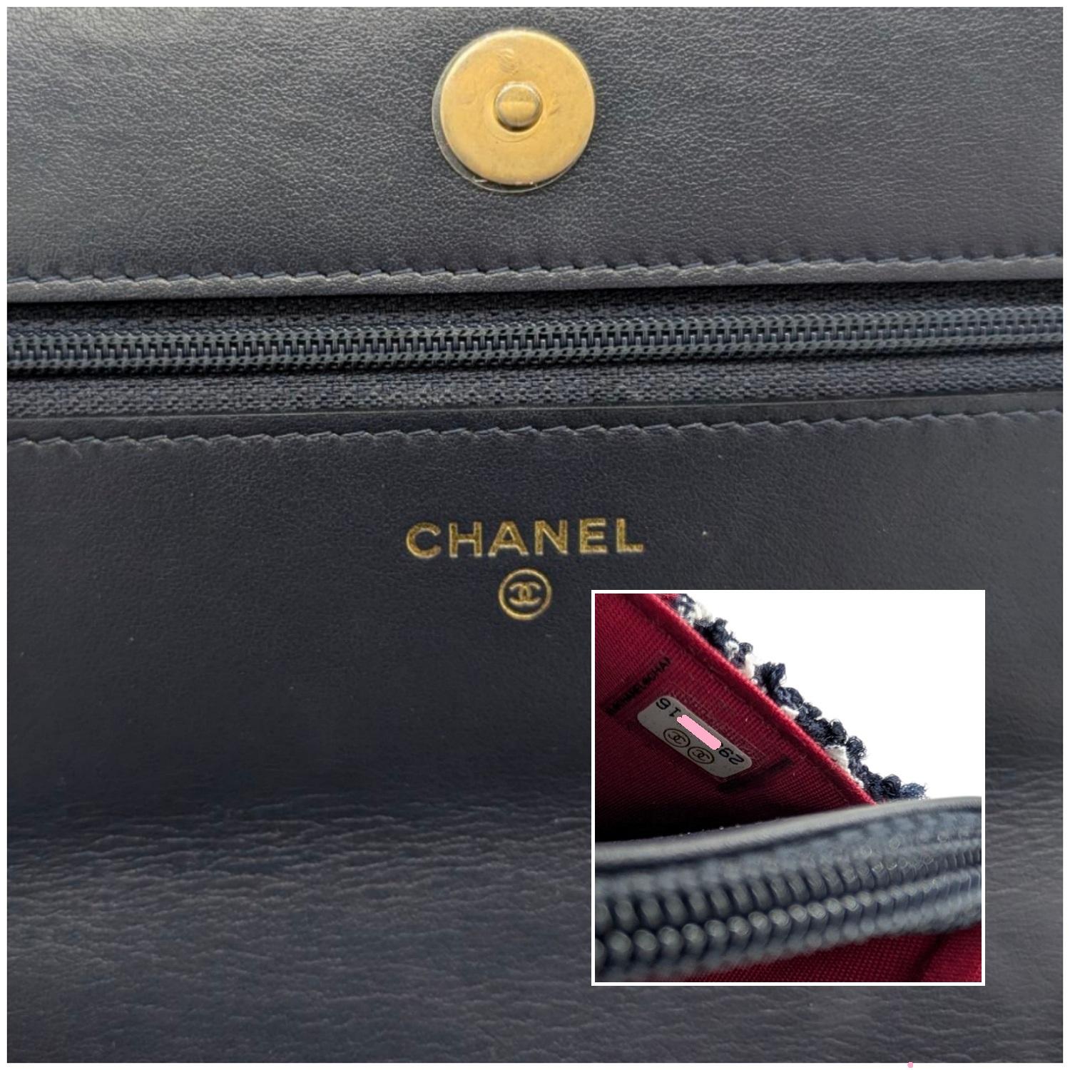 Chanel Tweed Quilted Chanel 19 Wallet On Chain WOC For Sale 4