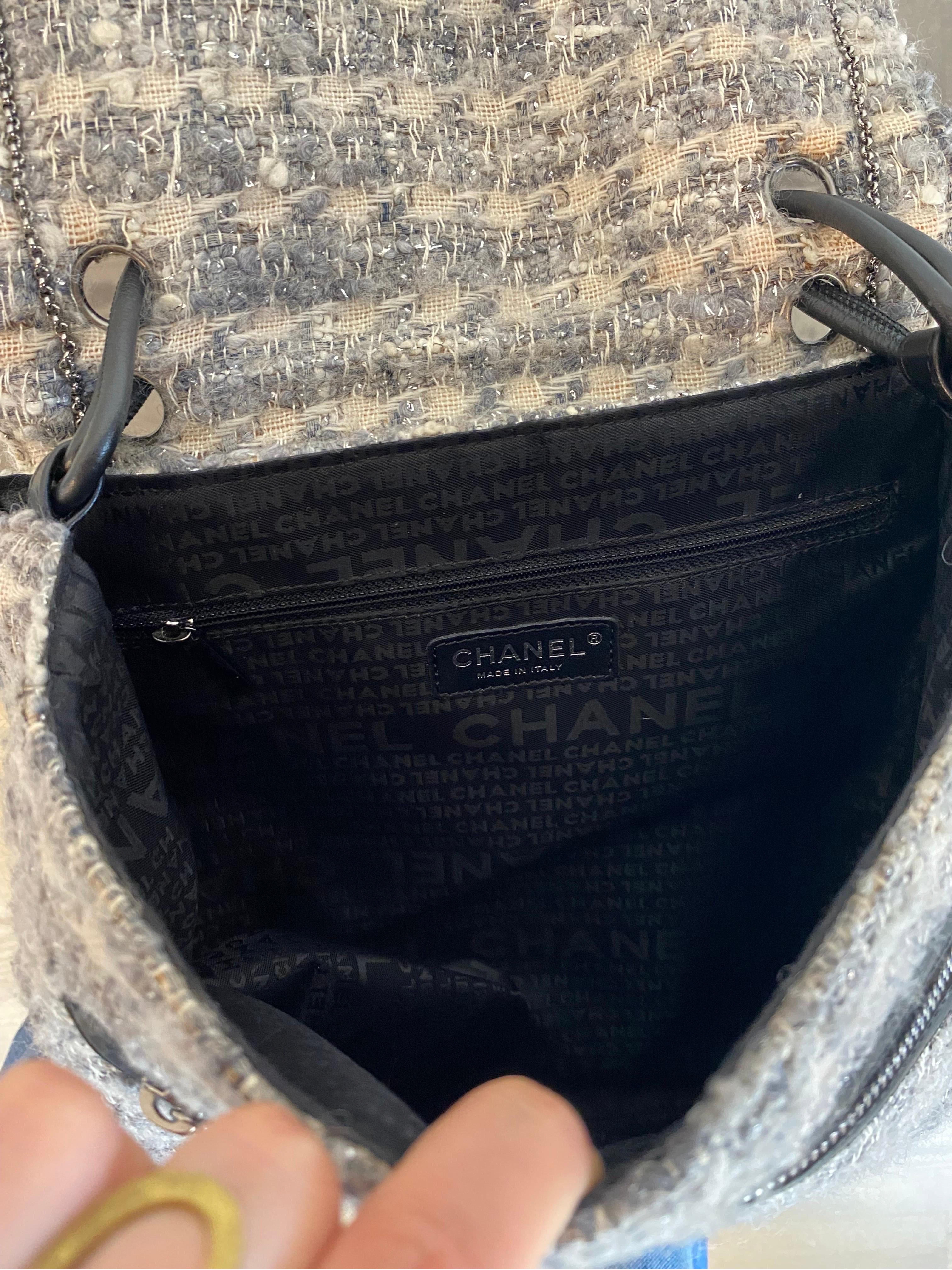 Chanel tweed shoulder bag For Sale 1