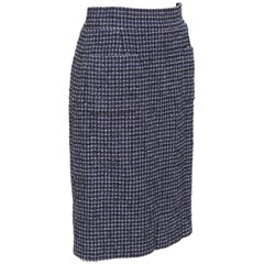 CHANEL Tweed Skirt Navy White Black Knee Length Pencil Pockets Gunmetal Sz 38
