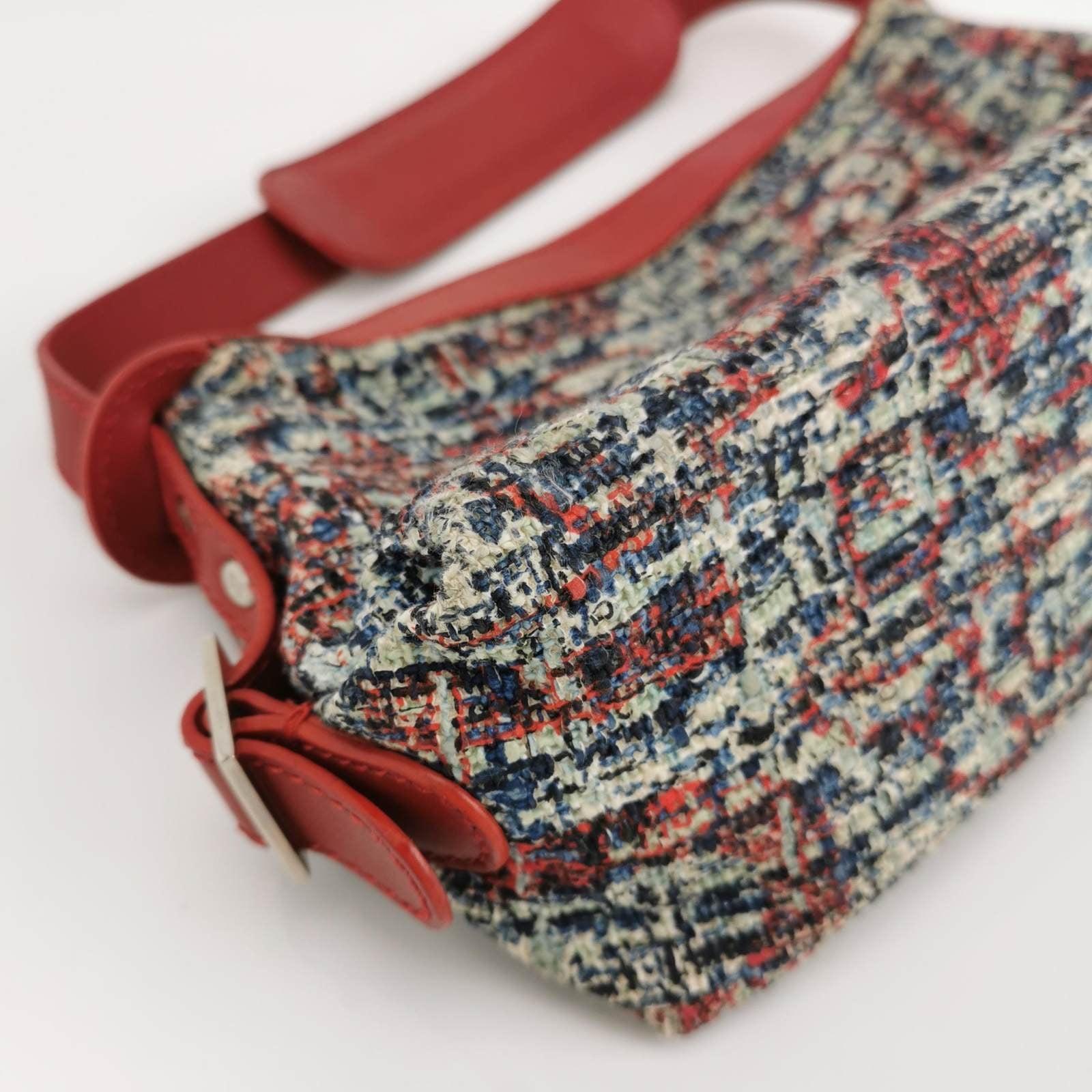 Chanel Tweed with Red Clover Charm Shoulder Bag For Sale 8