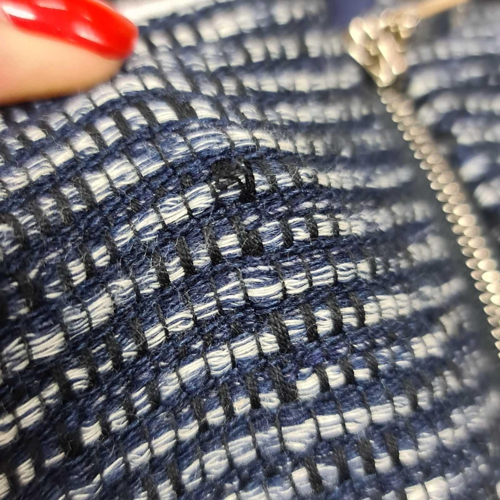 Chanel Tweed Zipper Coat  For Sale 4
