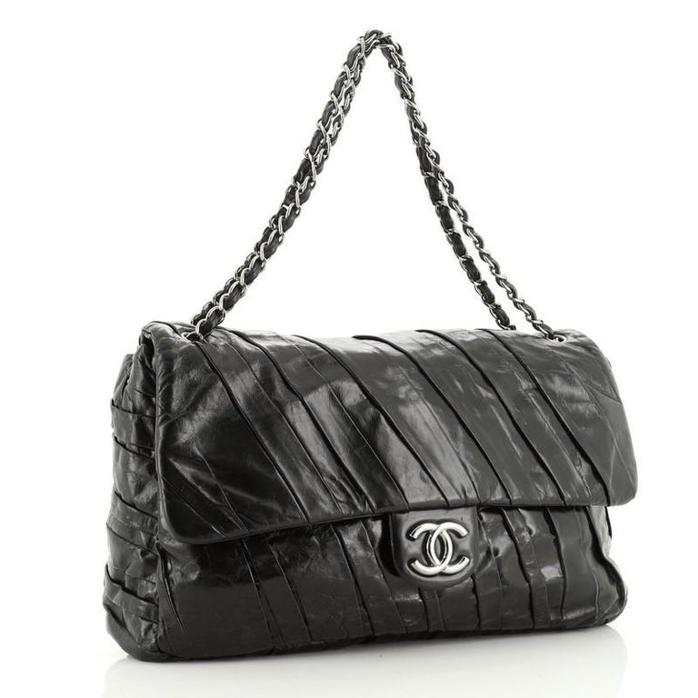 Chanel twisted flap clearance