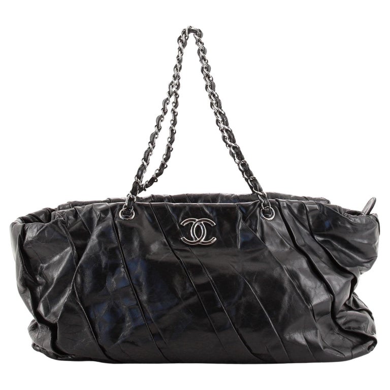 CHANEL GLAZED CALFSKIN LEATHER EAST WEST MODERN CHAIN TOTE