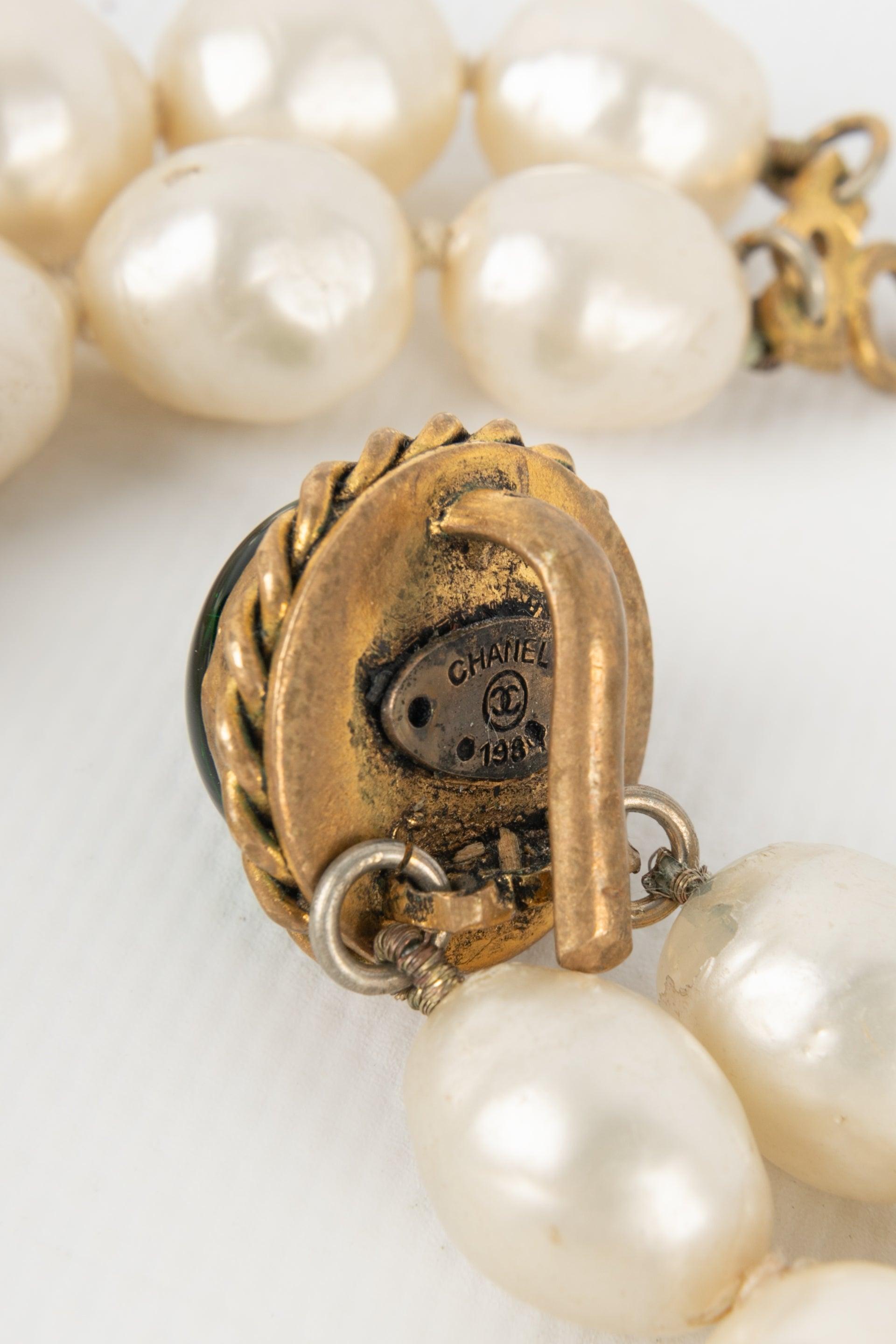 Chanel, collier de perles à deux nœuds, années 1980 en vente 5
