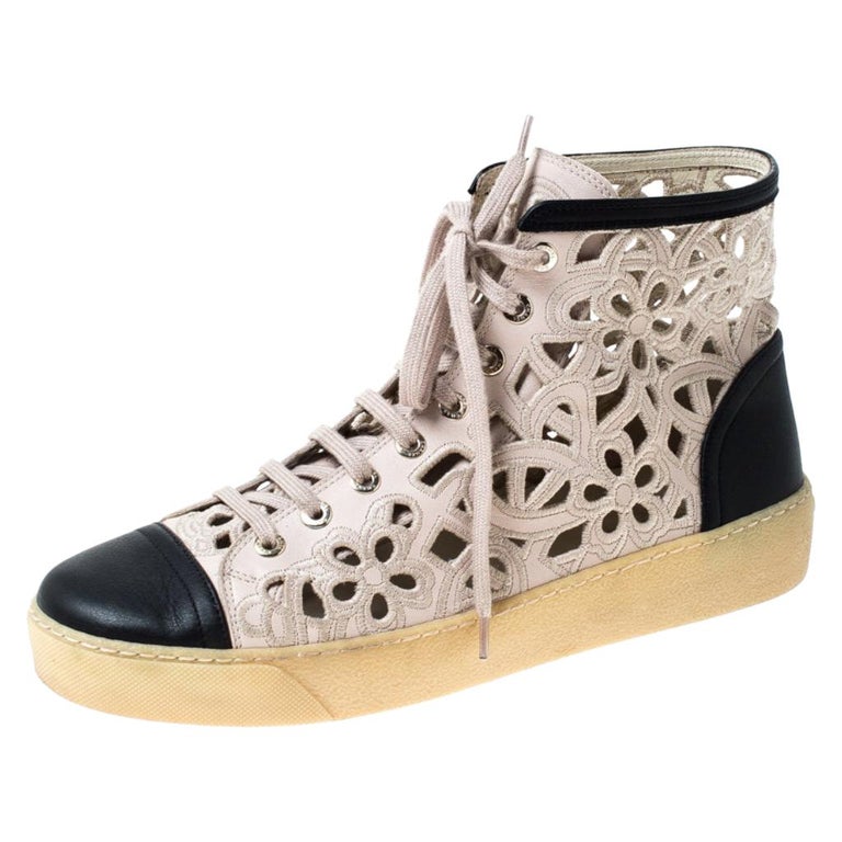 Chanel Two Tone Camellia Cut Out Leather High Top Sneakers Size 41 at  1stDibs