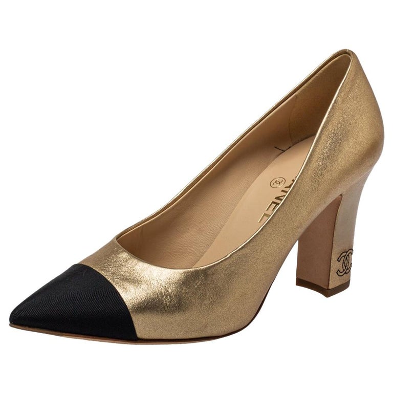 Chanel Two Tone Canvas and Leather Cap Toe Block Heel Pumps Size 39 at  1stDibs