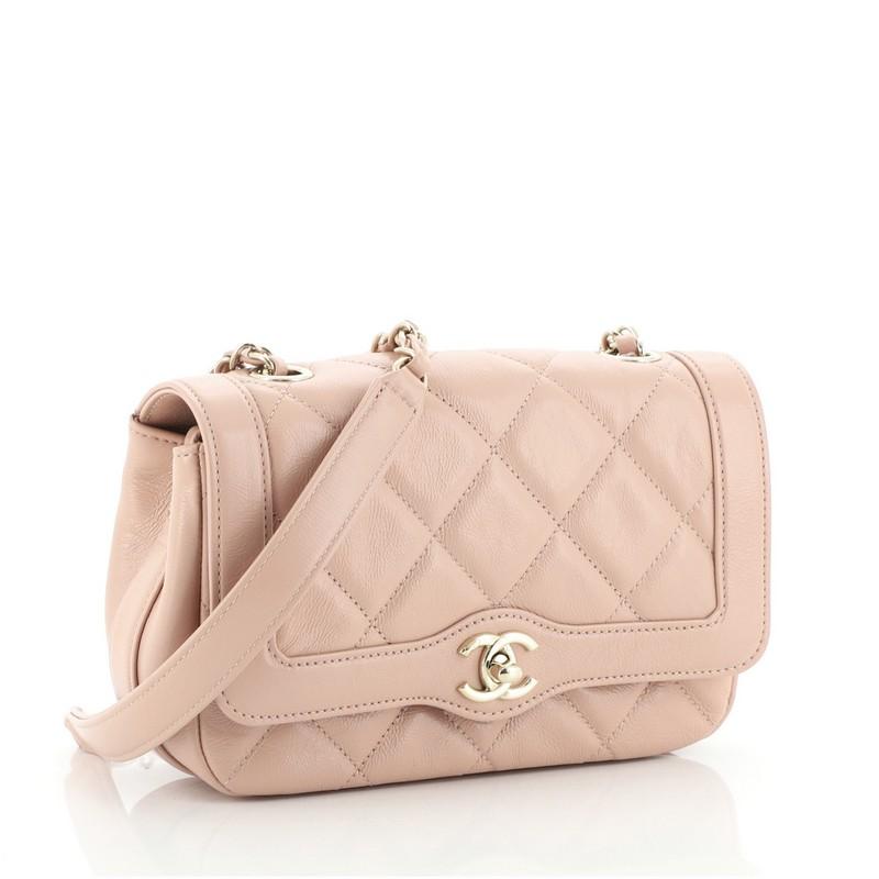 Chanel Zwei Ton CC Klappe Tasche gesteppt glänzend gealtert Kalbsleder Mini (Beige)