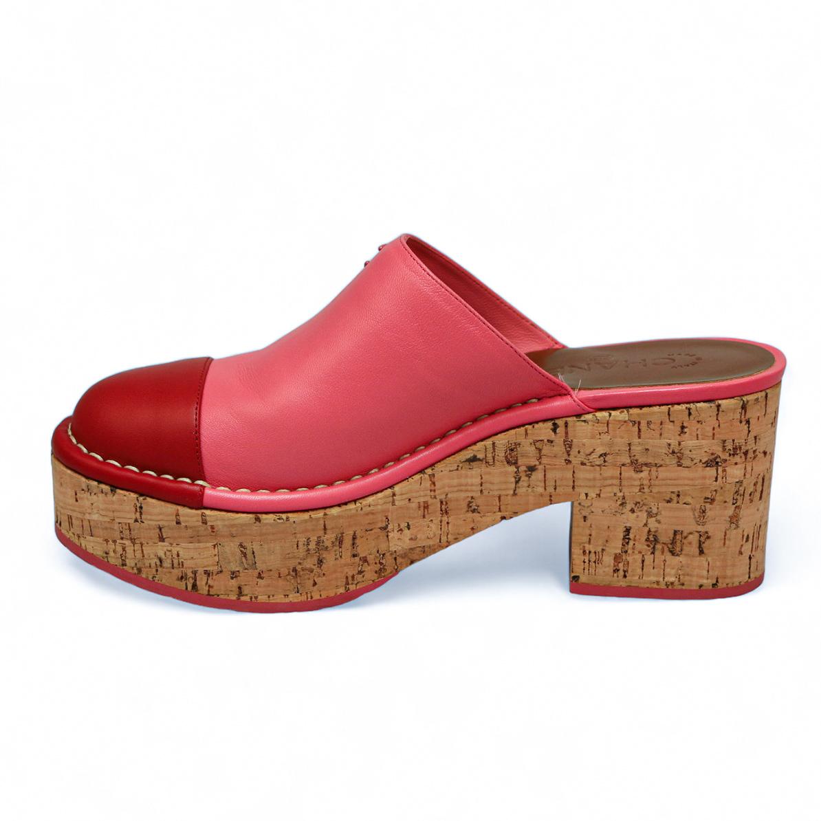Women's Chanel two-tone clogs T39FR For Sale