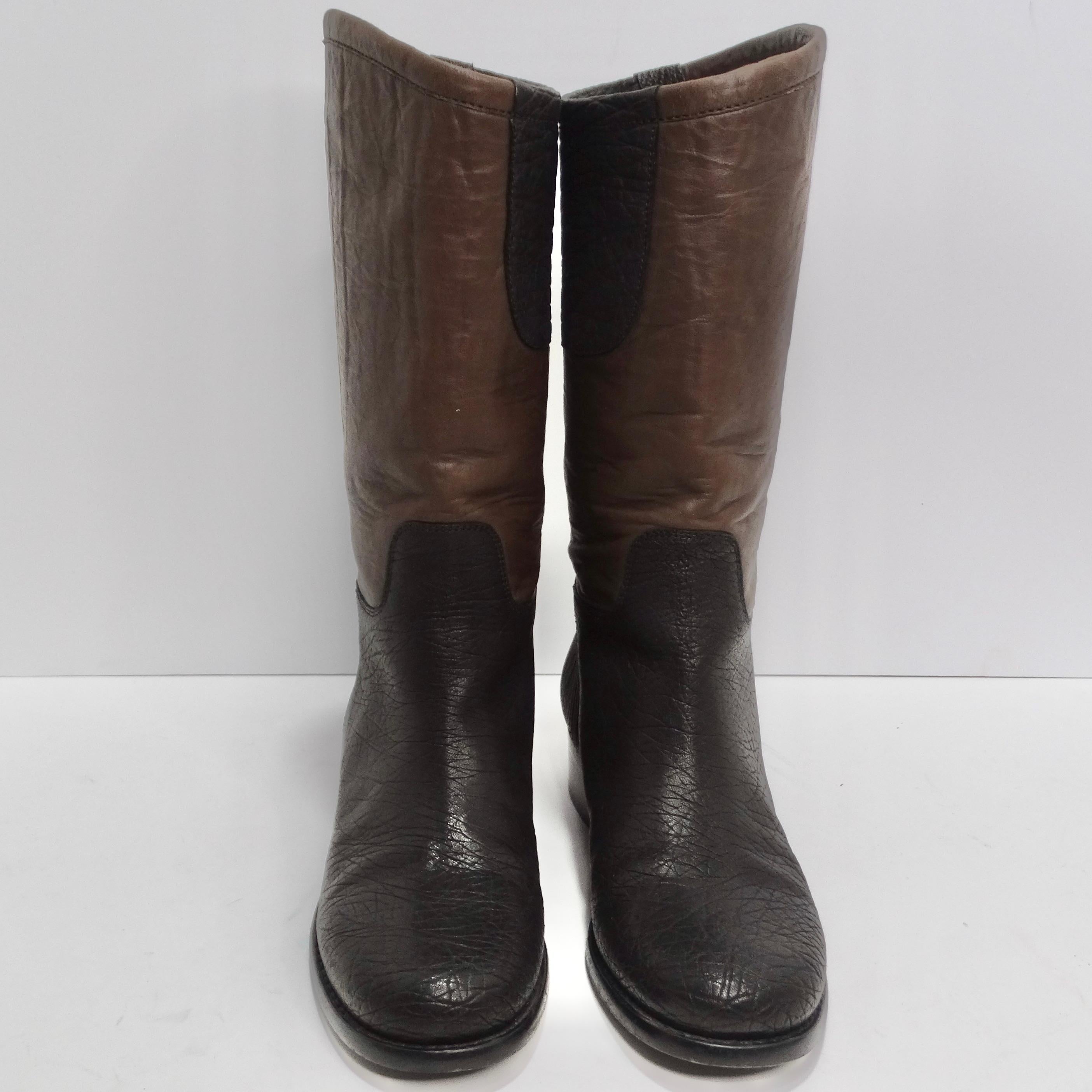 Chanel Two Tone Interlocking C Riding Boots Unisexe en vente