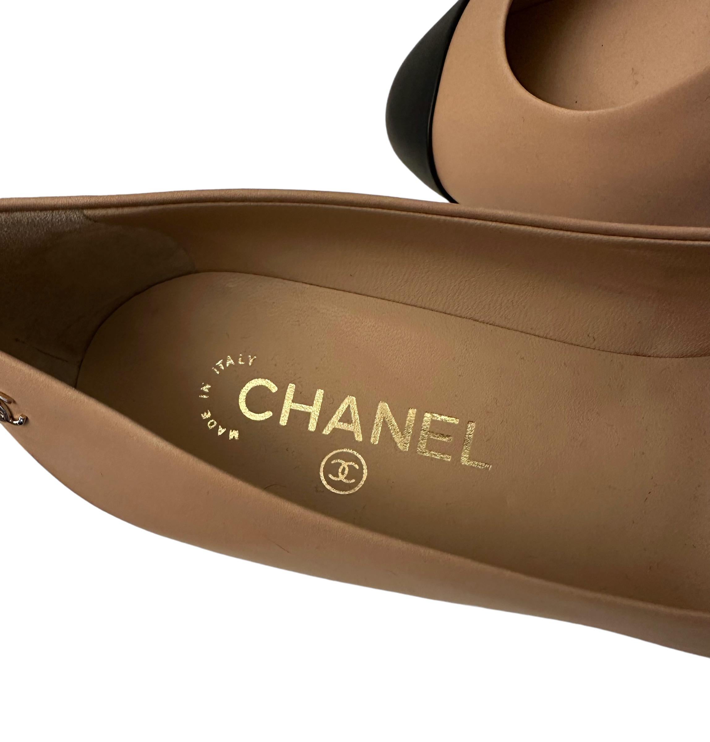 Chanel Two Tone Leather Heel Pumps 3