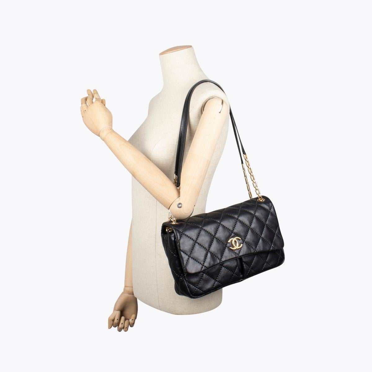 Chanel Ultimate Stitch Retro Chain Flap Bag For Sale 1