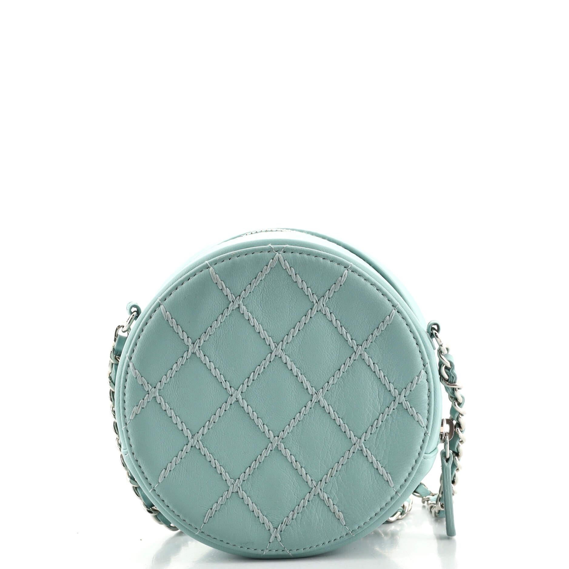 chanel clutch on chain