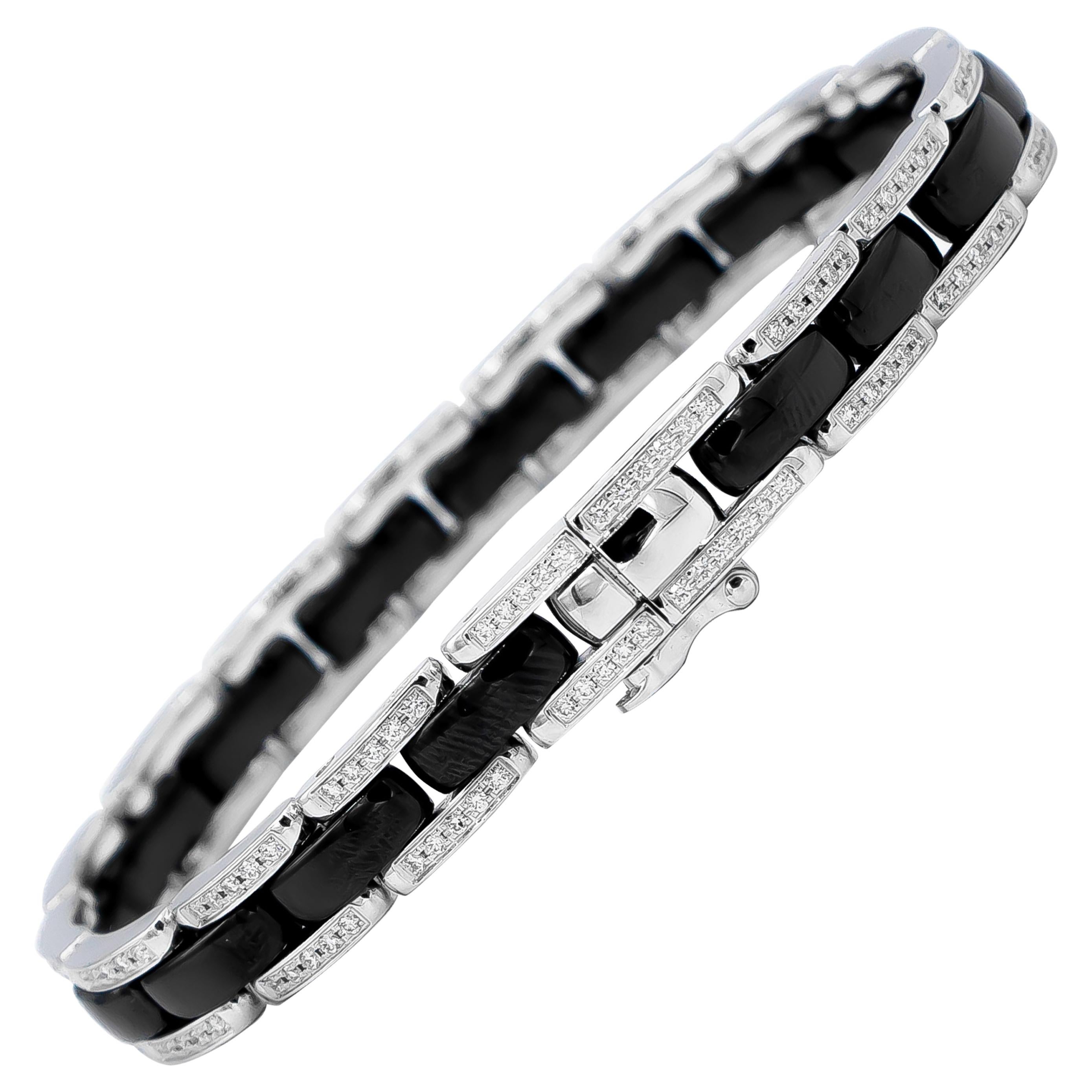 Brand: Chanel
Black Ceramic
Diamonds = 0.85 Carats
Metal: 18K White Gold
Chain Length = 6.75 Inches
Condition: Excellent (Previously Owned) No Signs Of Use
New Retails For $14,800