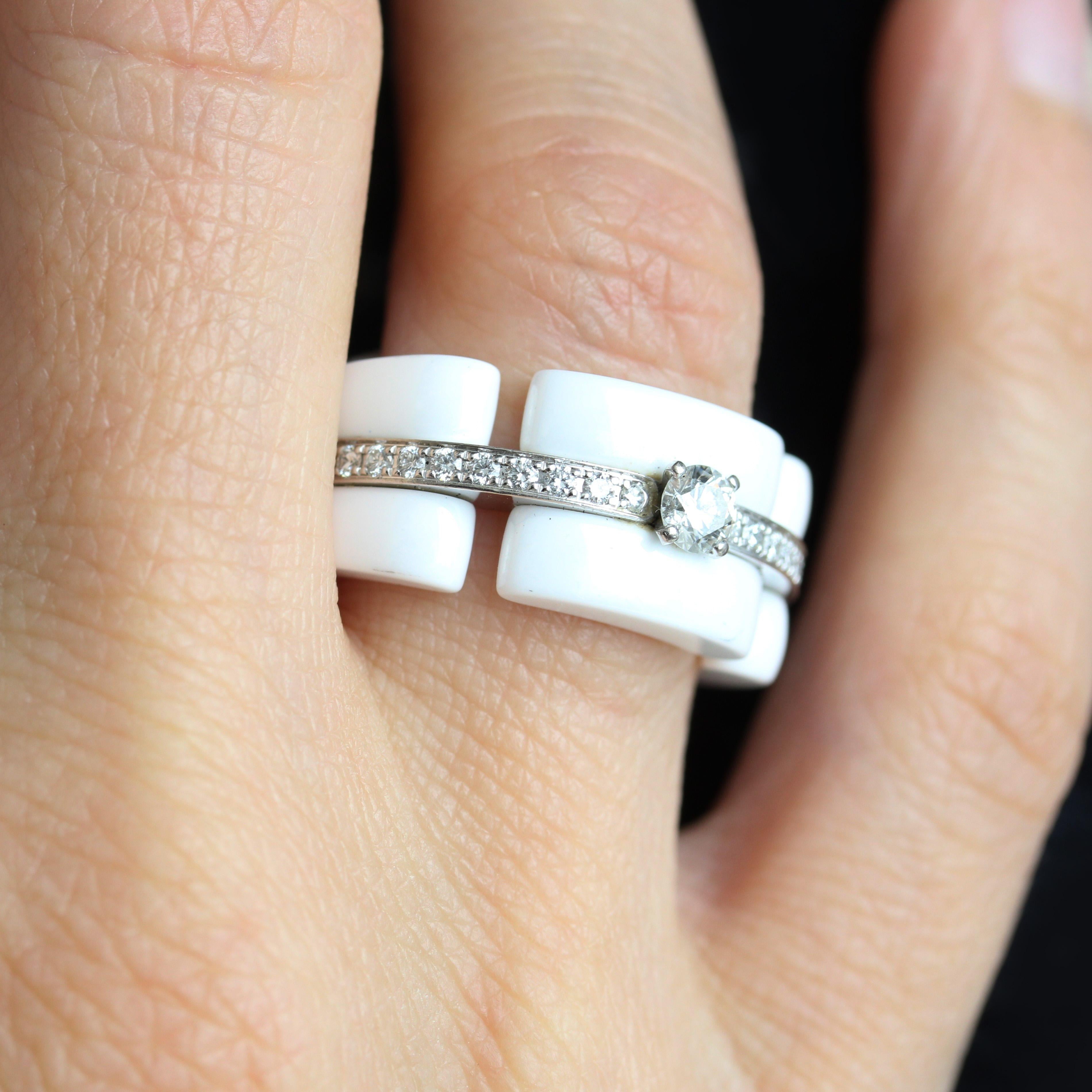Anello Chanel Ultra Diamonds in ceramica bianca a fascia in oro bianco in vendita 3