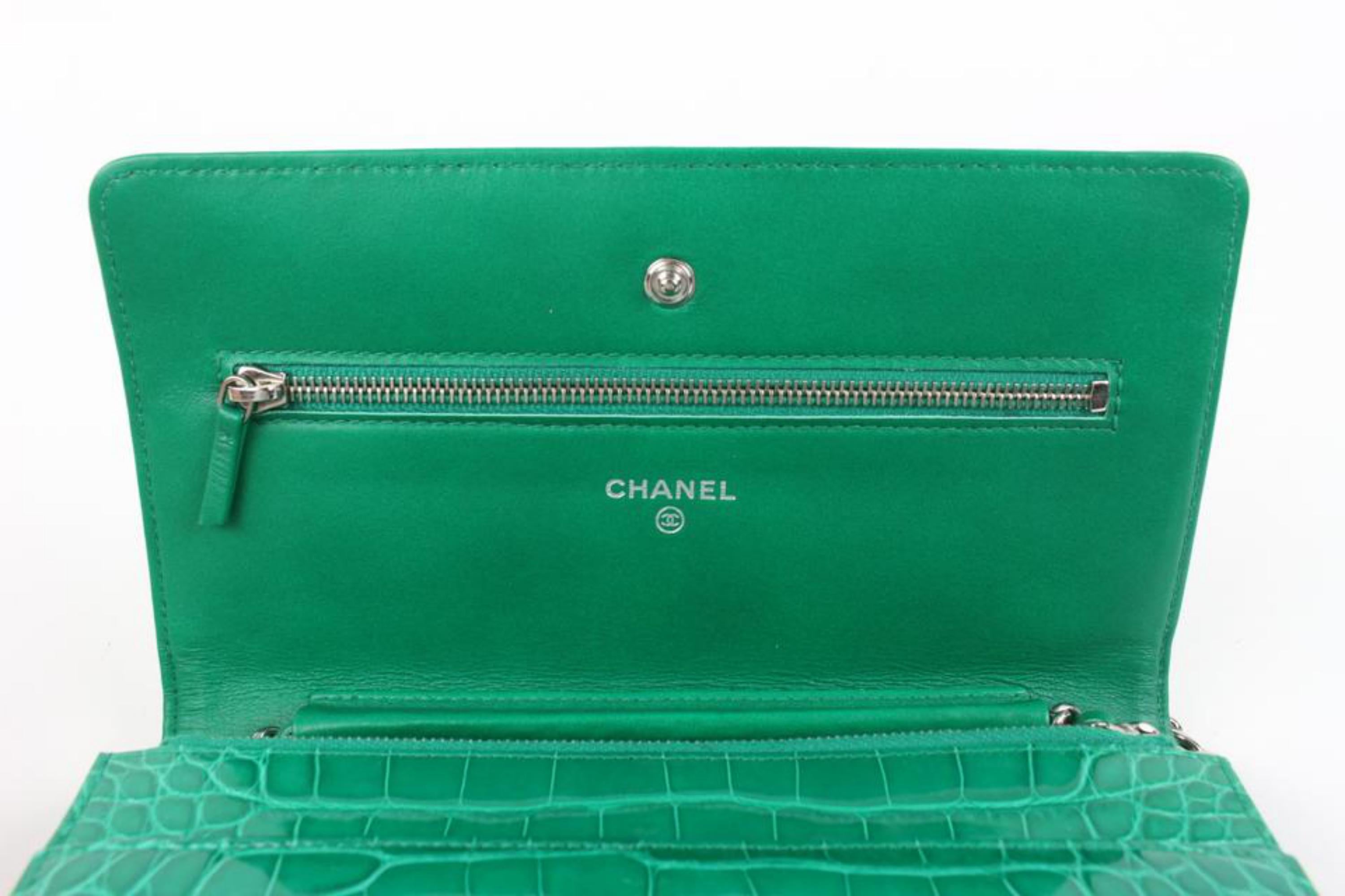 Chanel Ultra Rare Smaragdgrüne Alligator Geldbörse an Kette SHW WOC 46cz414s im Angebot 3