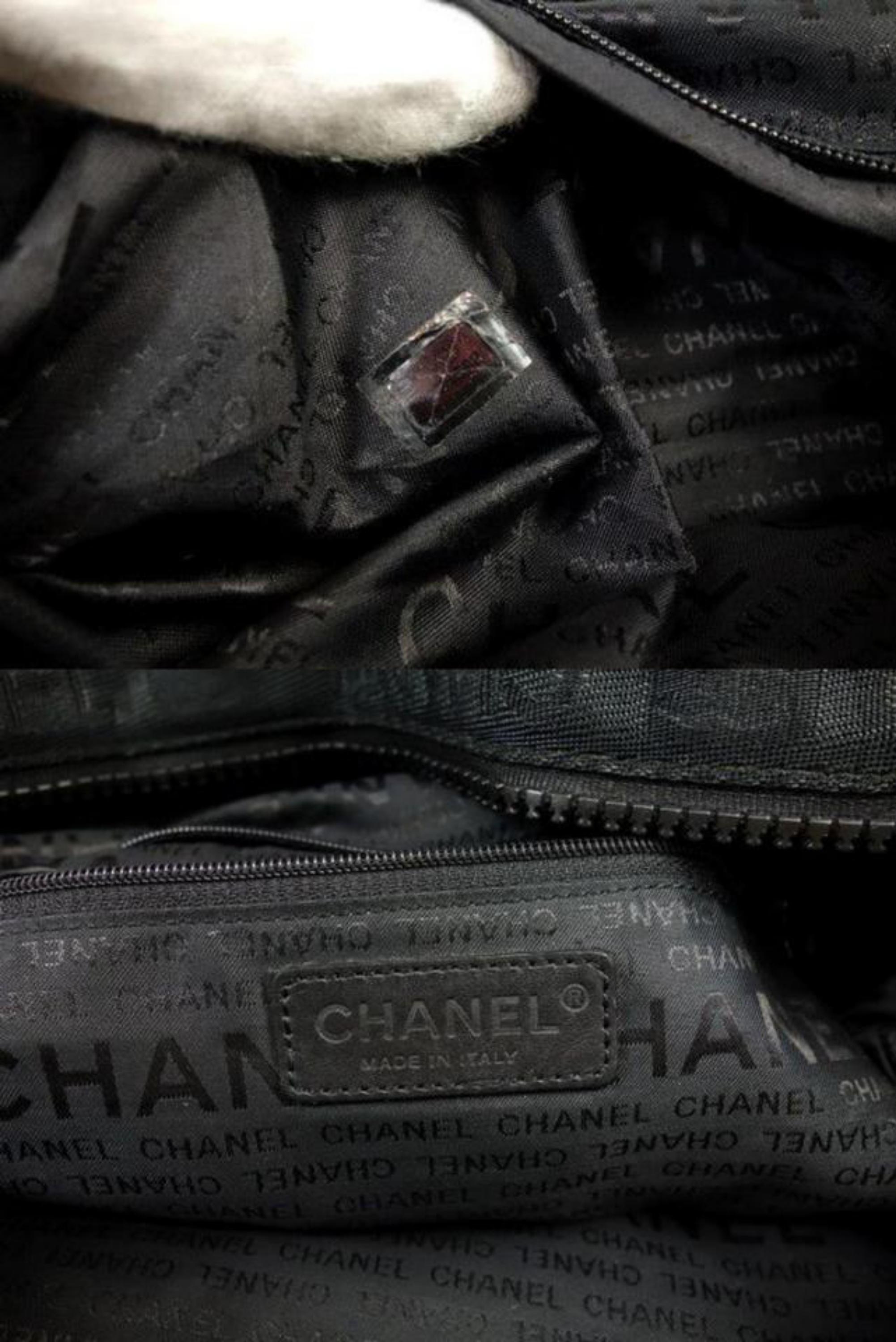 Black Chanel (Ultra Rare) Jumbo Cc Logo Banana Waist Pouch 231674 Cross Body Bag For Sale