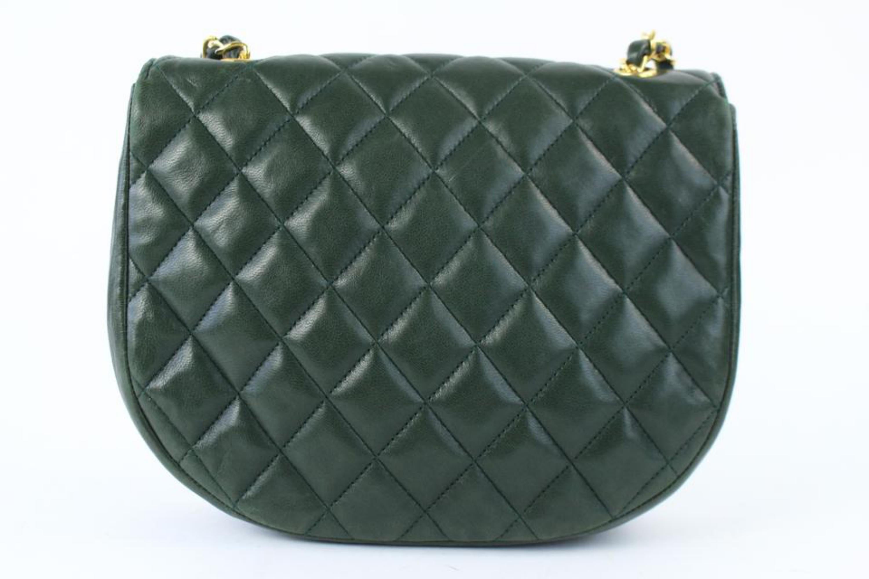 Chanel (Ultra Rare) Jumbo Logo Flap 17cz0717 Forest Green Leather Cross Body Bag For Sale 1