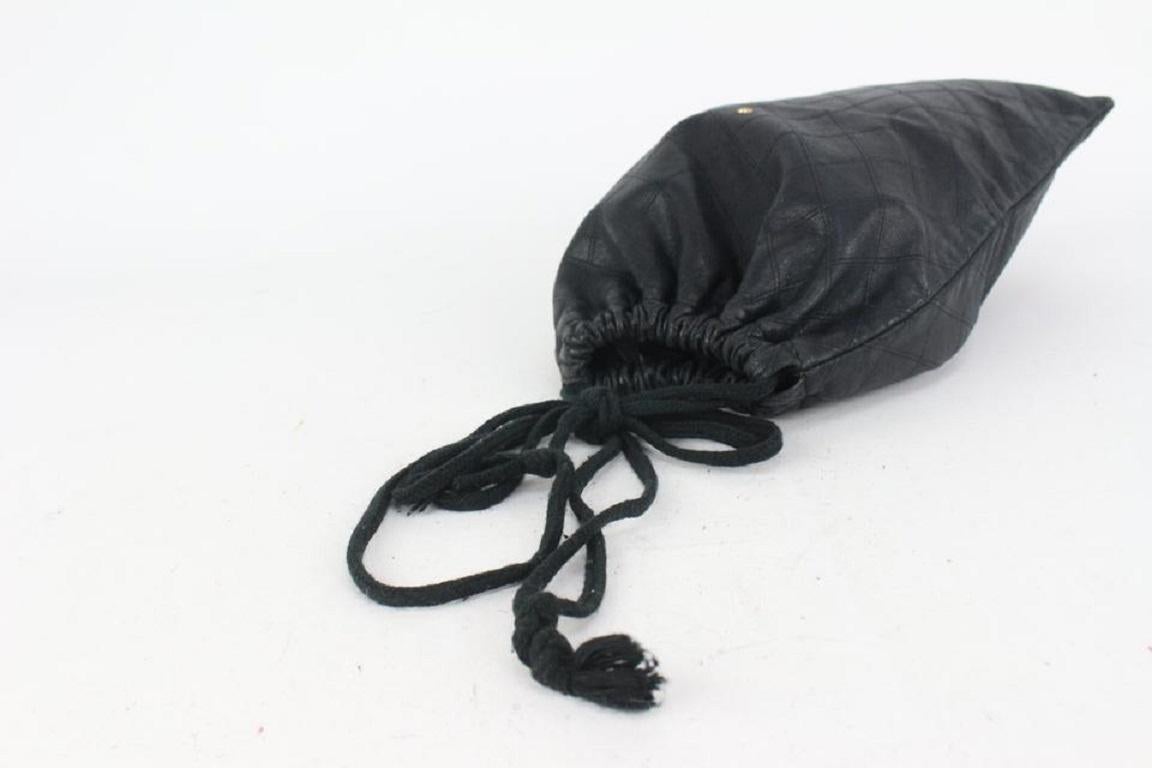 Chanel Ultra Rare Large Quilted Lambskin CC Logo Drawstring Pouch Case 164c73 im Angebot 2