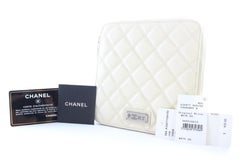 Chanel (Ultra Rare) Pny Zip Case 4cr0522 Cream Quilted Leather Clutch