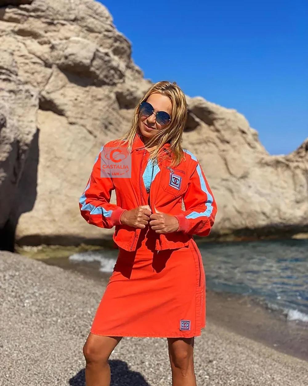 Chanel Ultra Raro Vintage CC Logo Turchese Giacca Terry 40 FR In condizioni ottime in vendita a Dubai, AE