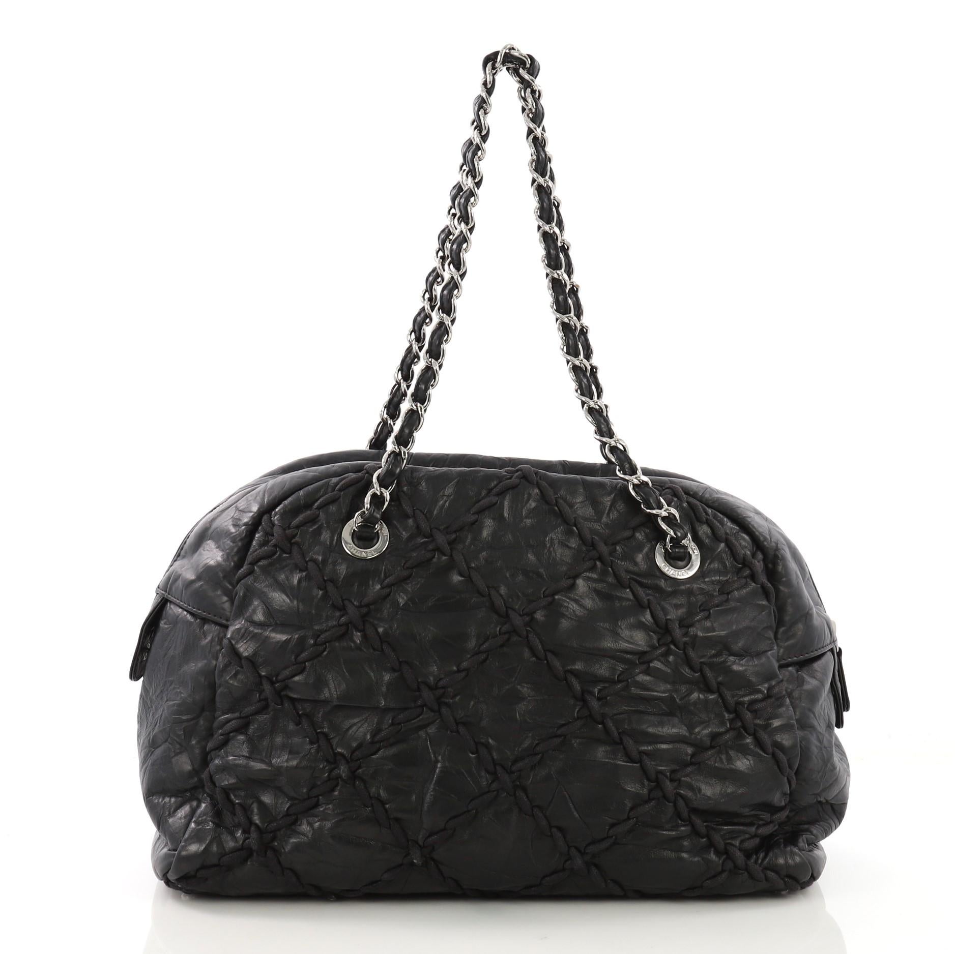 Chanel bubble online quilted bowler bag