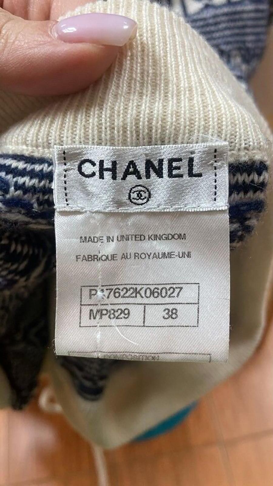 Chanel, Ultra Trendy Cashmere Suit For Sale 6