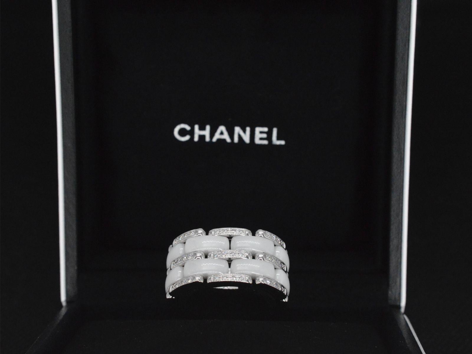 CHANEL 'ULTRA' white gold ring with diamonds and ceramic  In Excellent Condition In AMSTELVEEN, NH