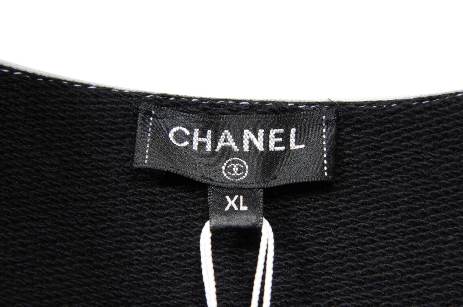 Chanel Unisex 21S Embroidered CC Logo Print Polo Shirt XL M Black White Crystal For Sale 3