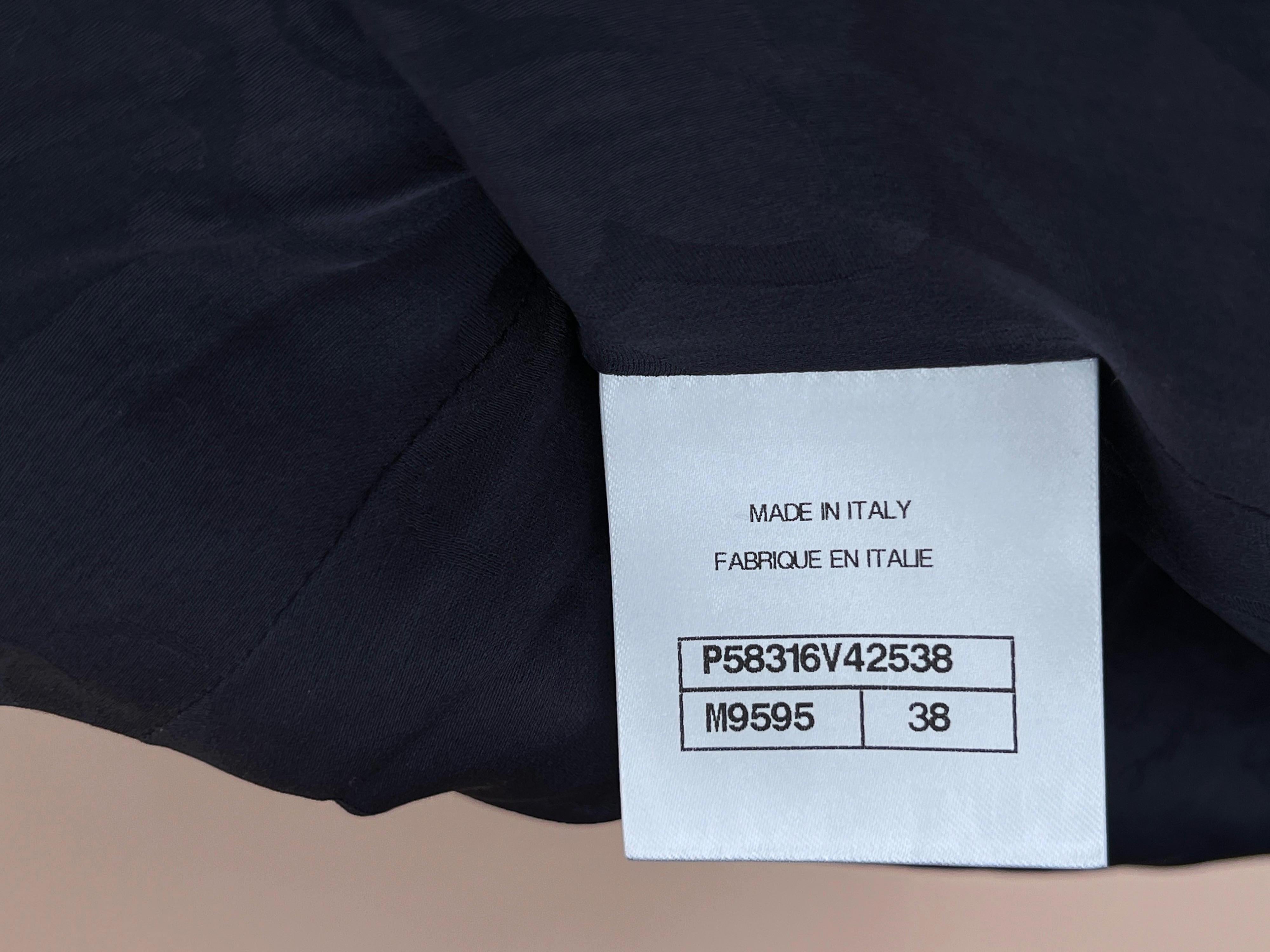 Chanel Urban Couture Navy Tweed and Denim Jacket 38 FR For Sale 15
