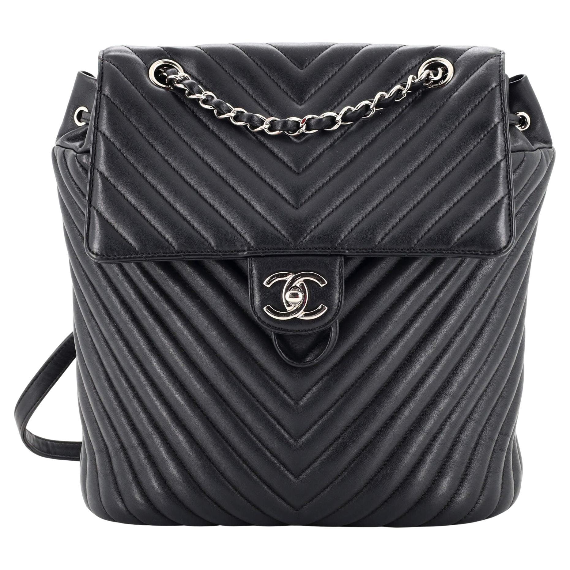 Urban spirit leather backpack Chanel Black in Leather - 16426470