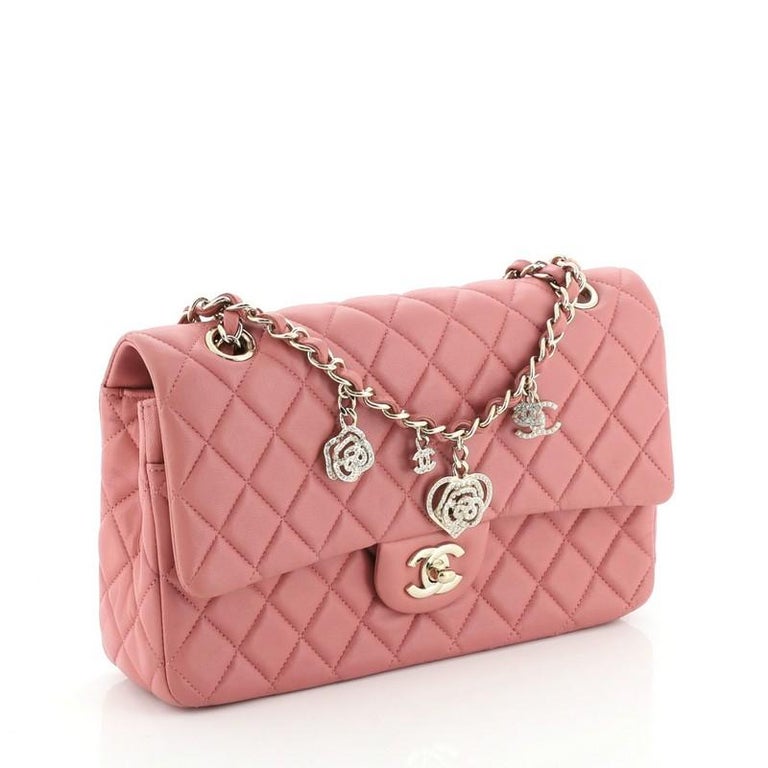 Chanel Valentine edition pink classic flap bag Leather ref.215423 - Joli  Closet