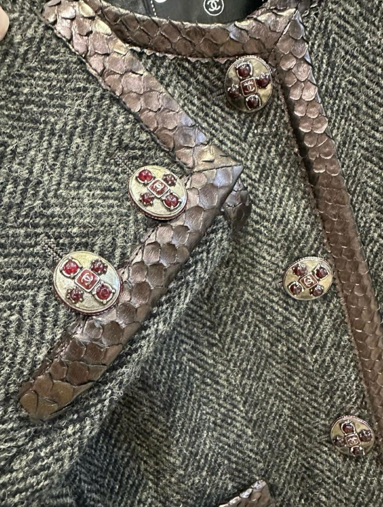 Chanel Vanessa Paradis Style CC Gripoix Buttons Tweed Jacket 8