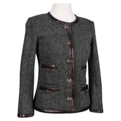 Chanel Vanessa Paradis Stil CC Gripoix Buttons Tweed-Jacke mit Knöpfen