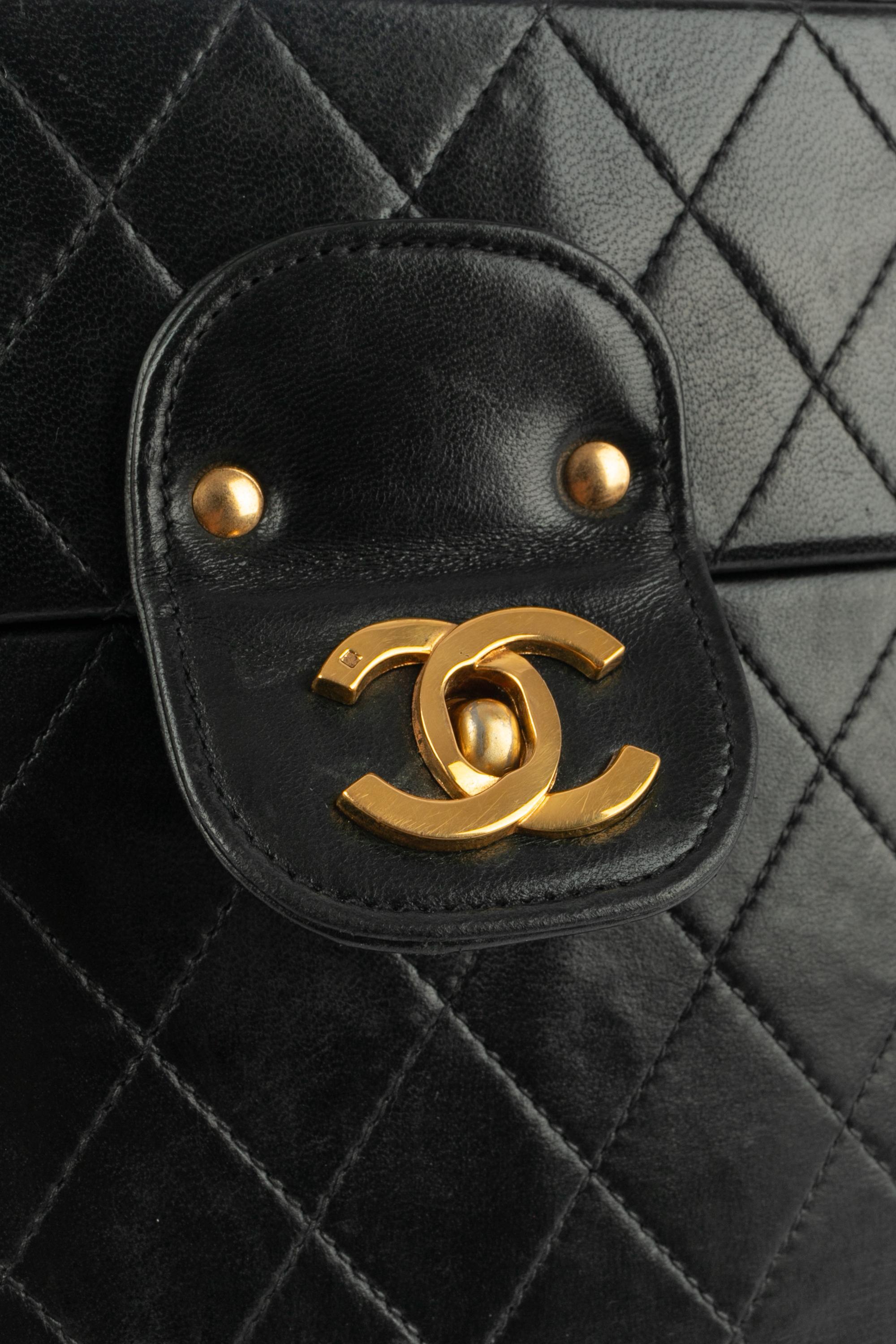 Sac Vanity de Chanel 1986-1988 en vente 4