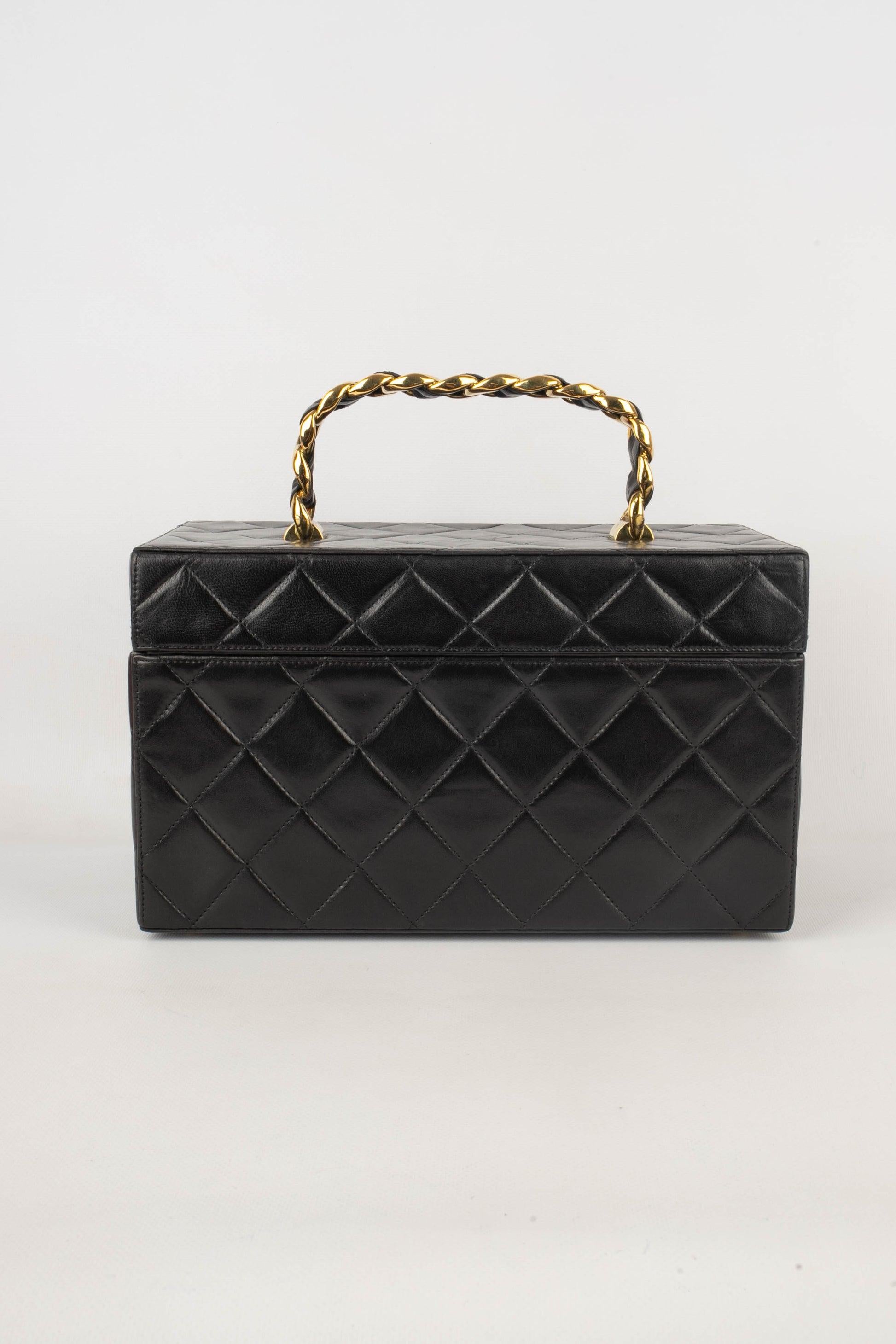 Chanel Vanity Bag, 1996 In Good Condition For Sale In SAINT-OUEN-SUR-SEINE, FR