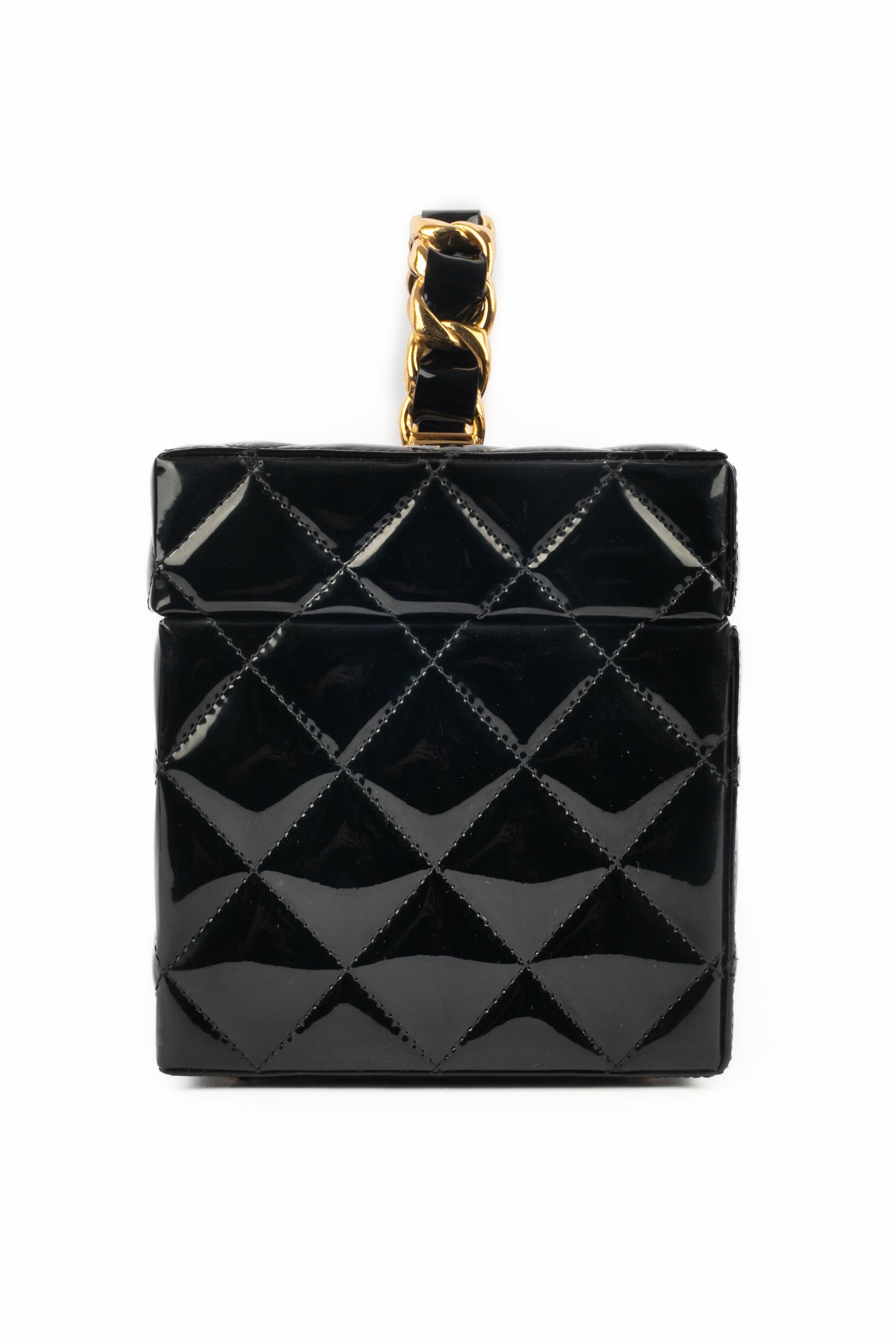 Sac de toilette Chanel Excellent état - En vente à SAINT-OUEN-SUR-SEINE, FR