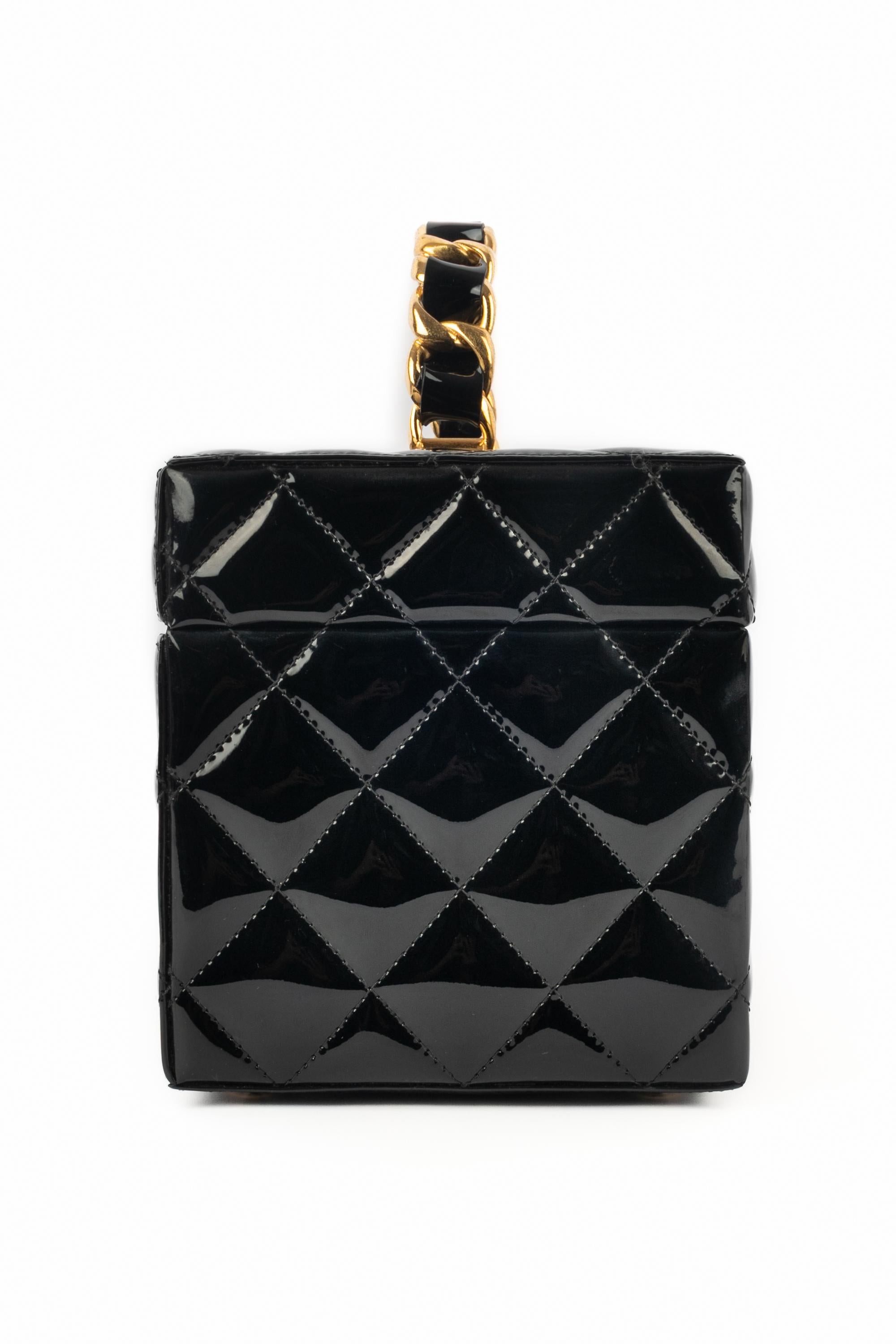 Sac de toilette Chanel en vente 1