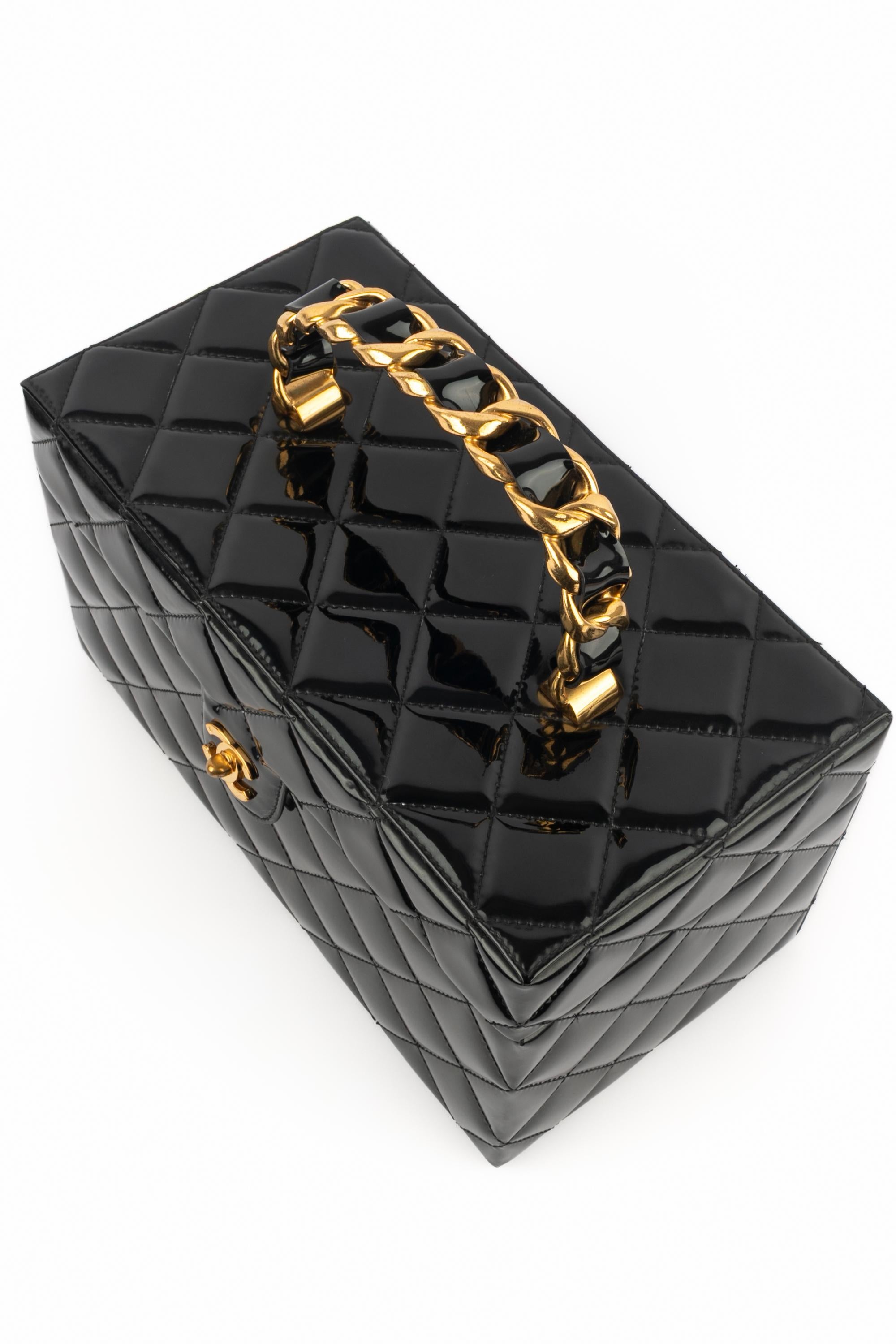 Sac de toilette Chanel en vente 3