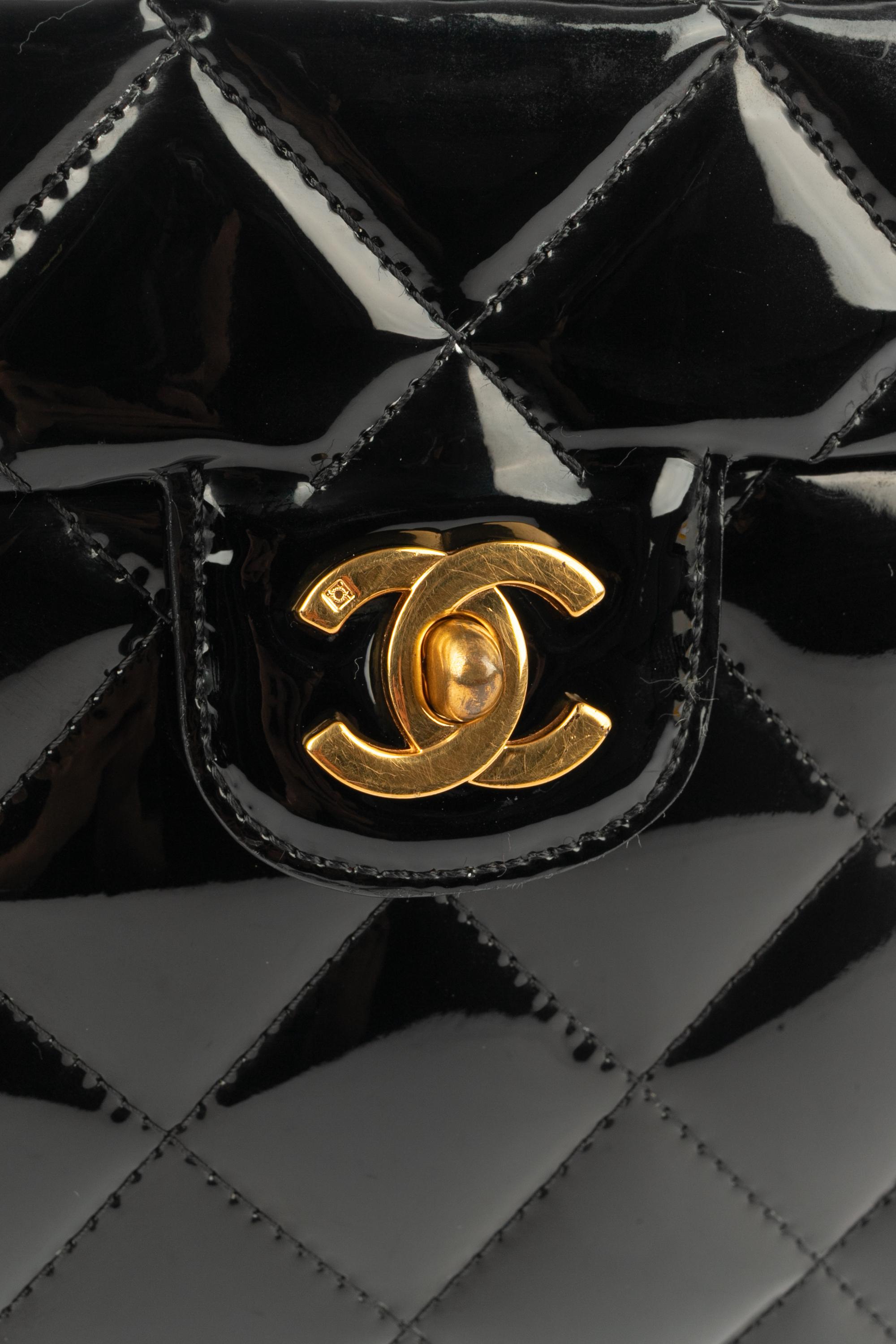 Sac de toilette Chanel en vente 4