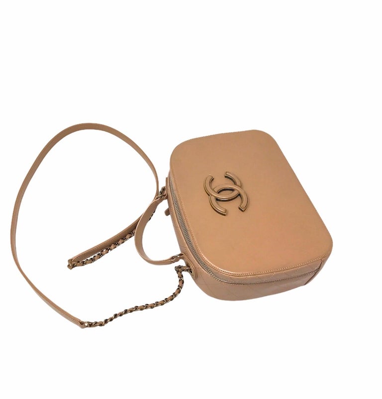 Chanel Vanity Case bag For Sale at 1stDibs
