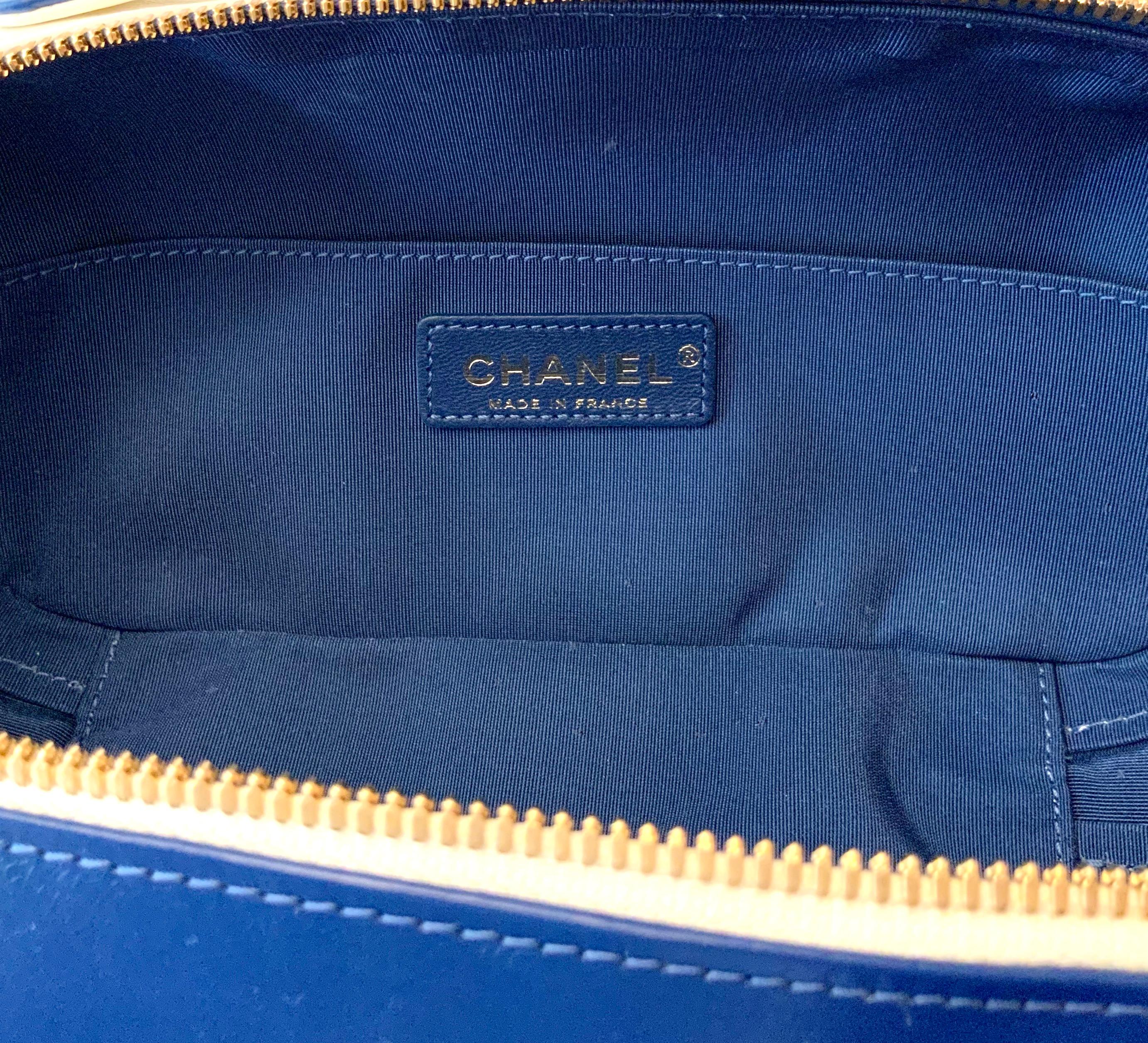 Chanel Vanity Case Blue and White Crumpled Calfskin Bag 2