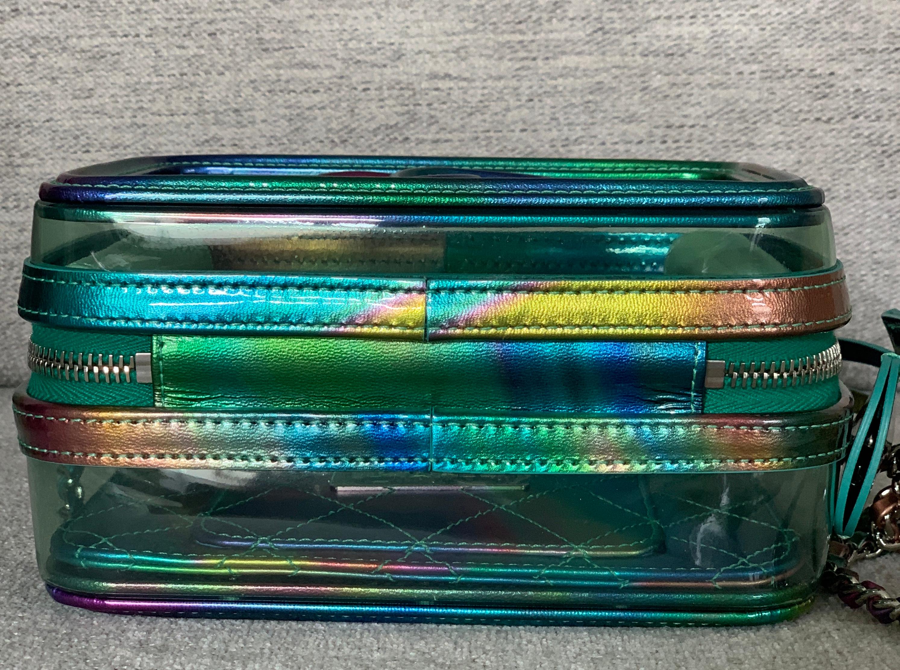Chanel Vanity Case Grün PVC N5435 Tasche Sammlung 20C Tasche im Zustand „Neu“ in West Chester, PA