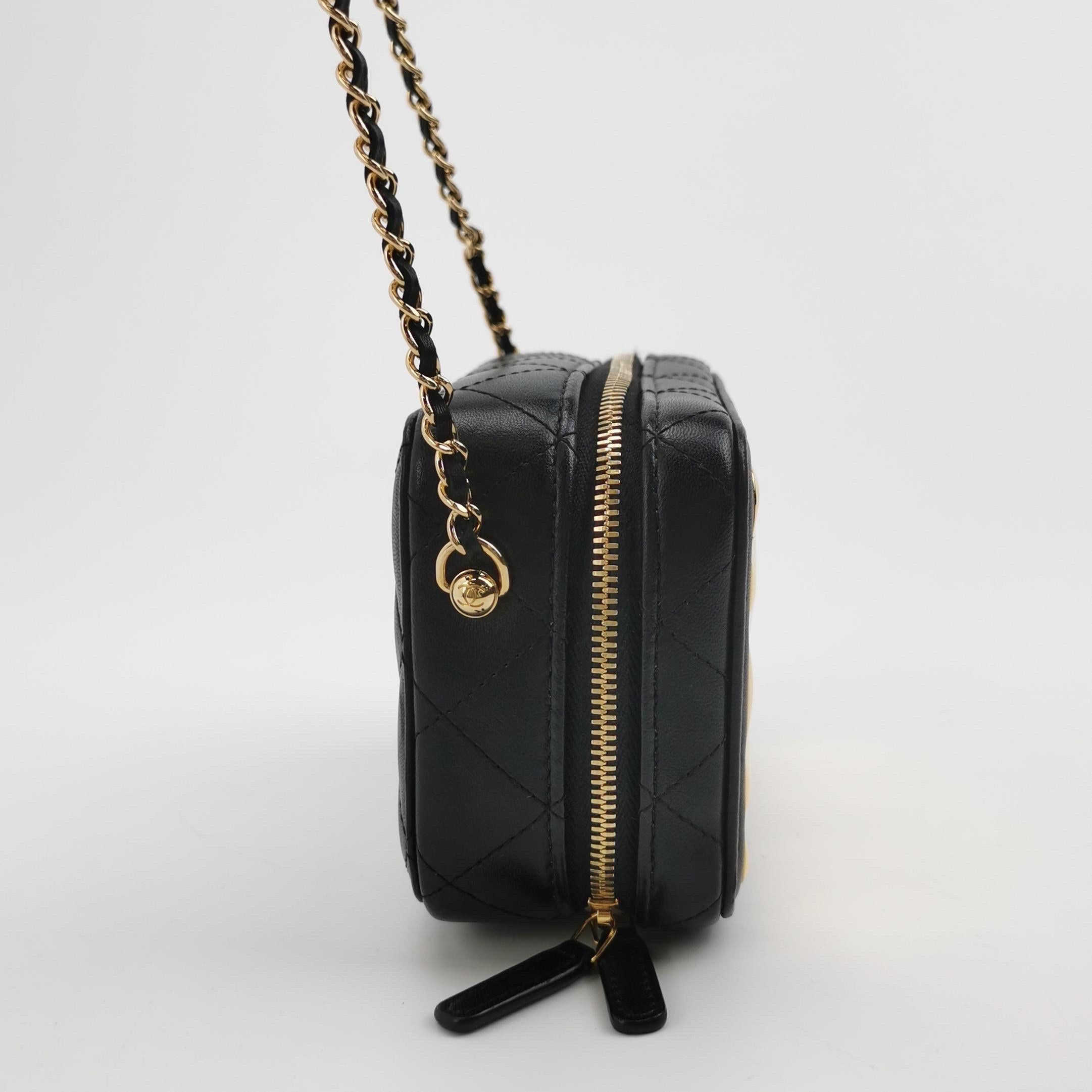 Beige Chanel Porta Vanity Mini Nero Trapuntato in Pelle d'Agnello Piastra Dorata 2021 in vendita