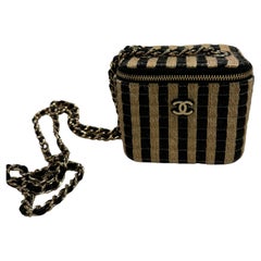 Used Chanel vanity case raffia bag 